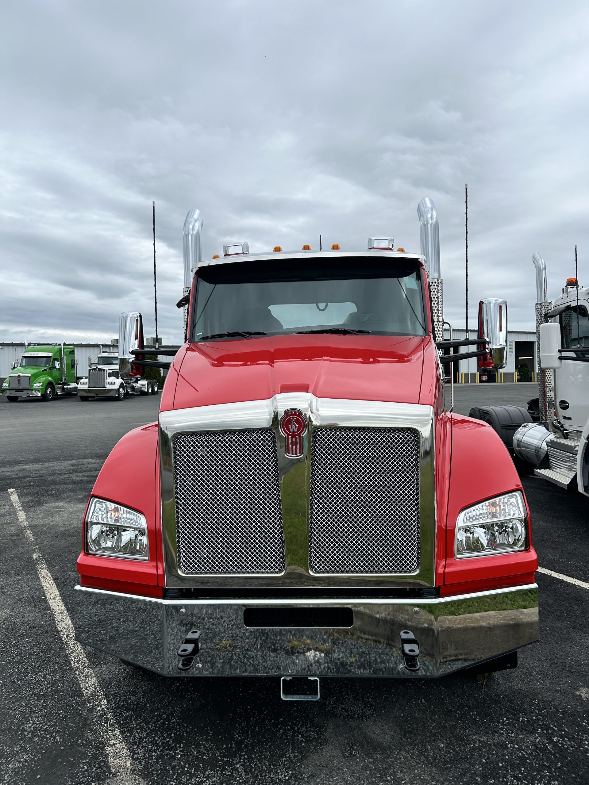 2025 KENWORTH T880 - image 3 of 6