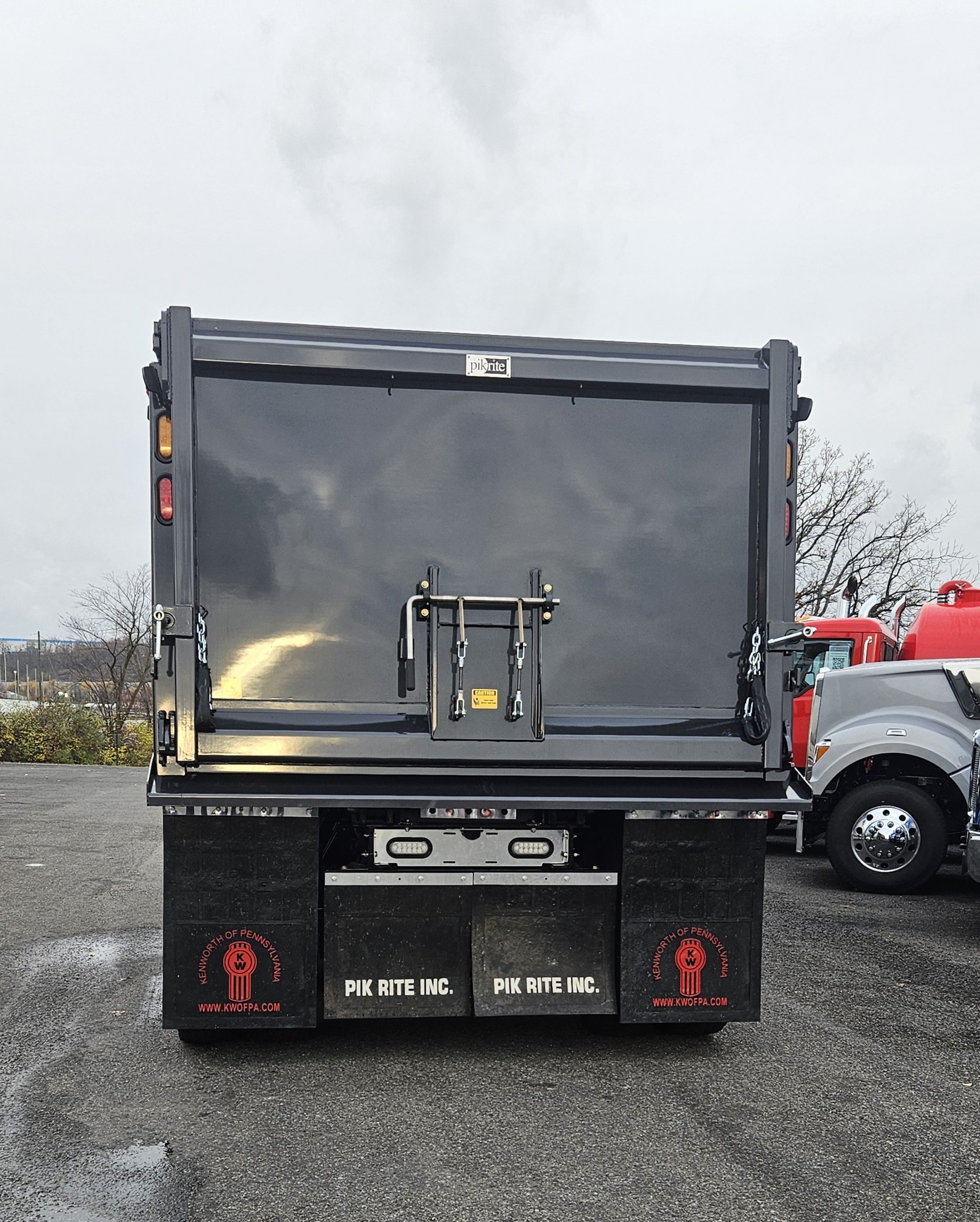 2025 KENWORTH T880 - image 5 of 6
