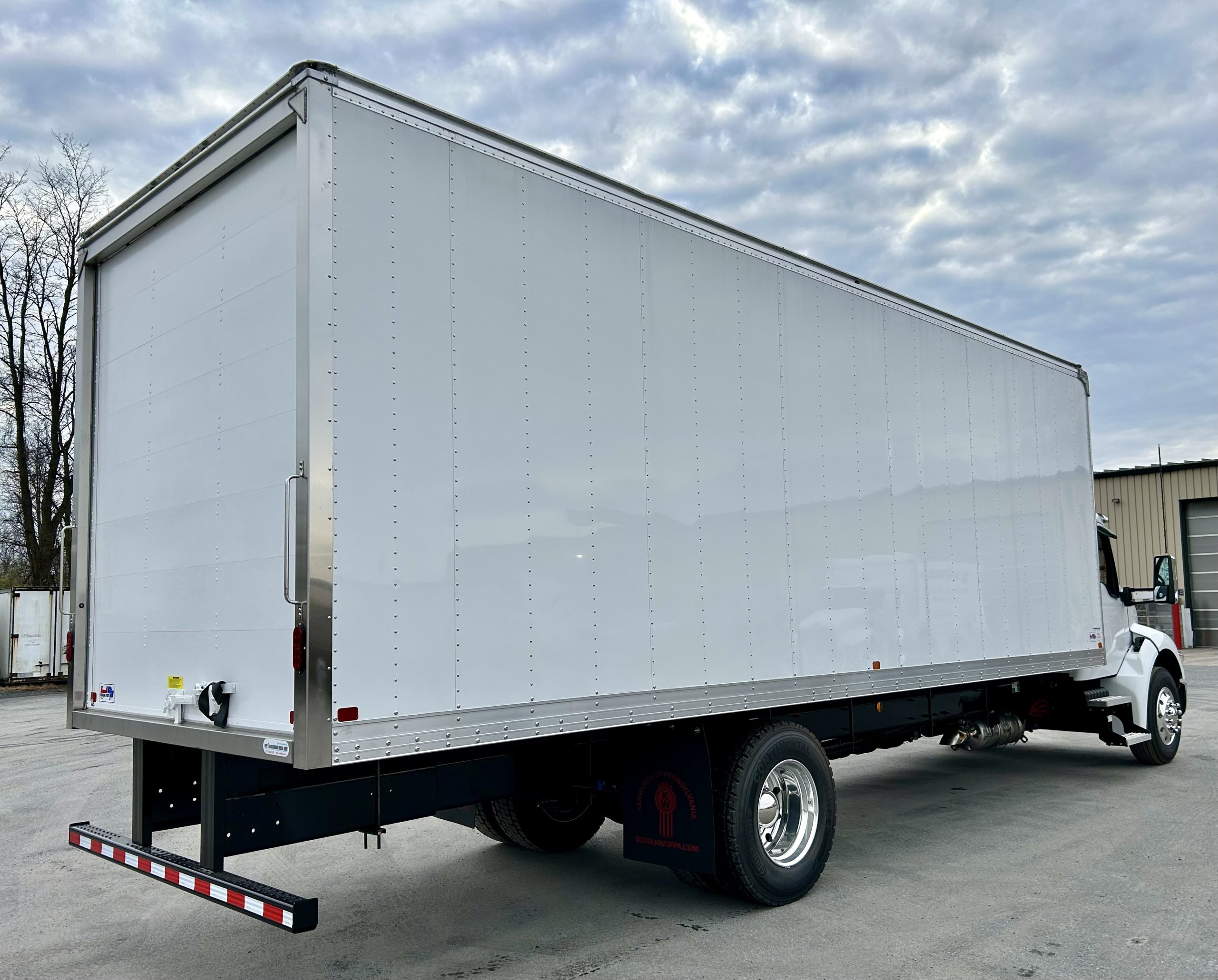 2025 KENWORTH T280 - image 5 of 6
