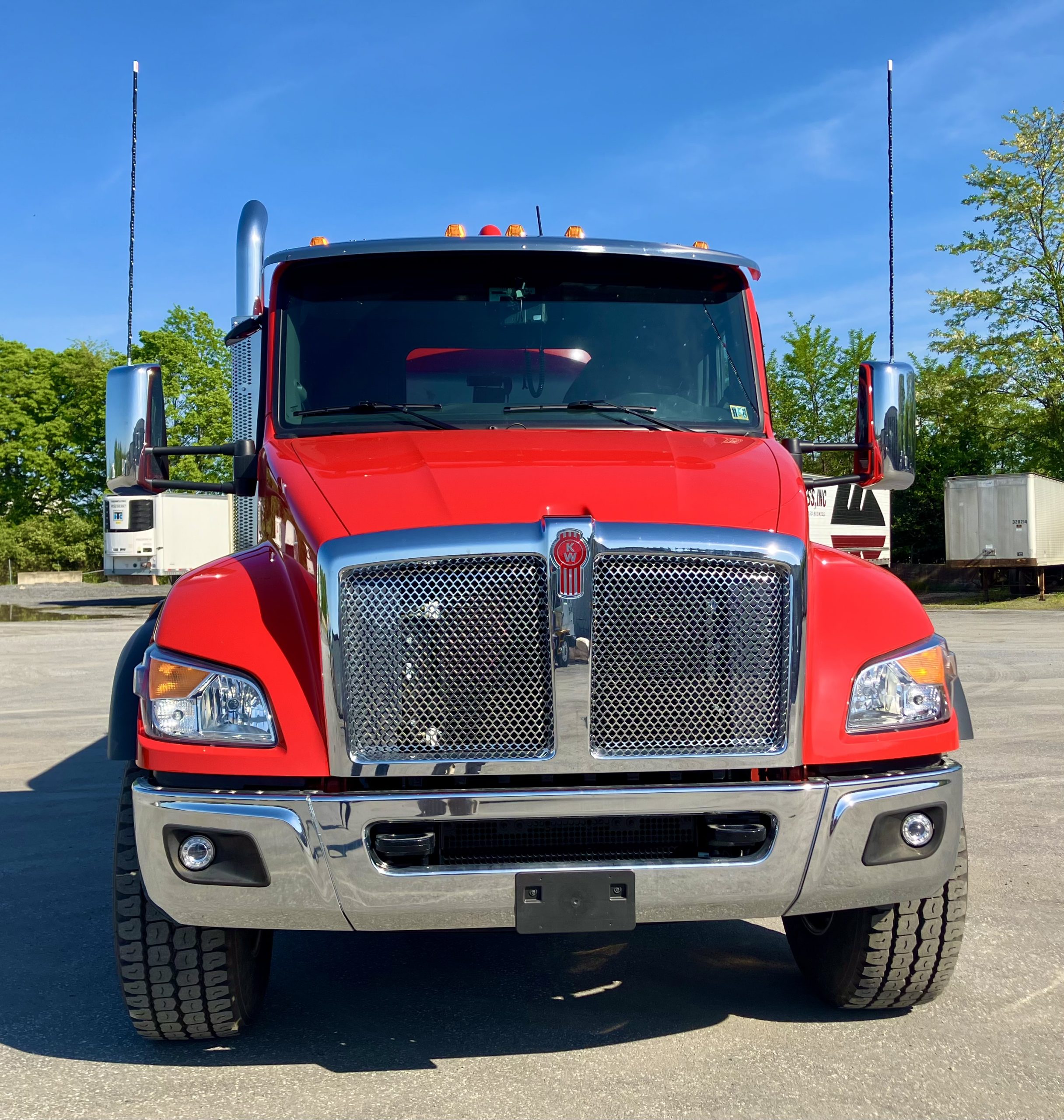 2024 KENWORTH T480 - image 2 of 6
