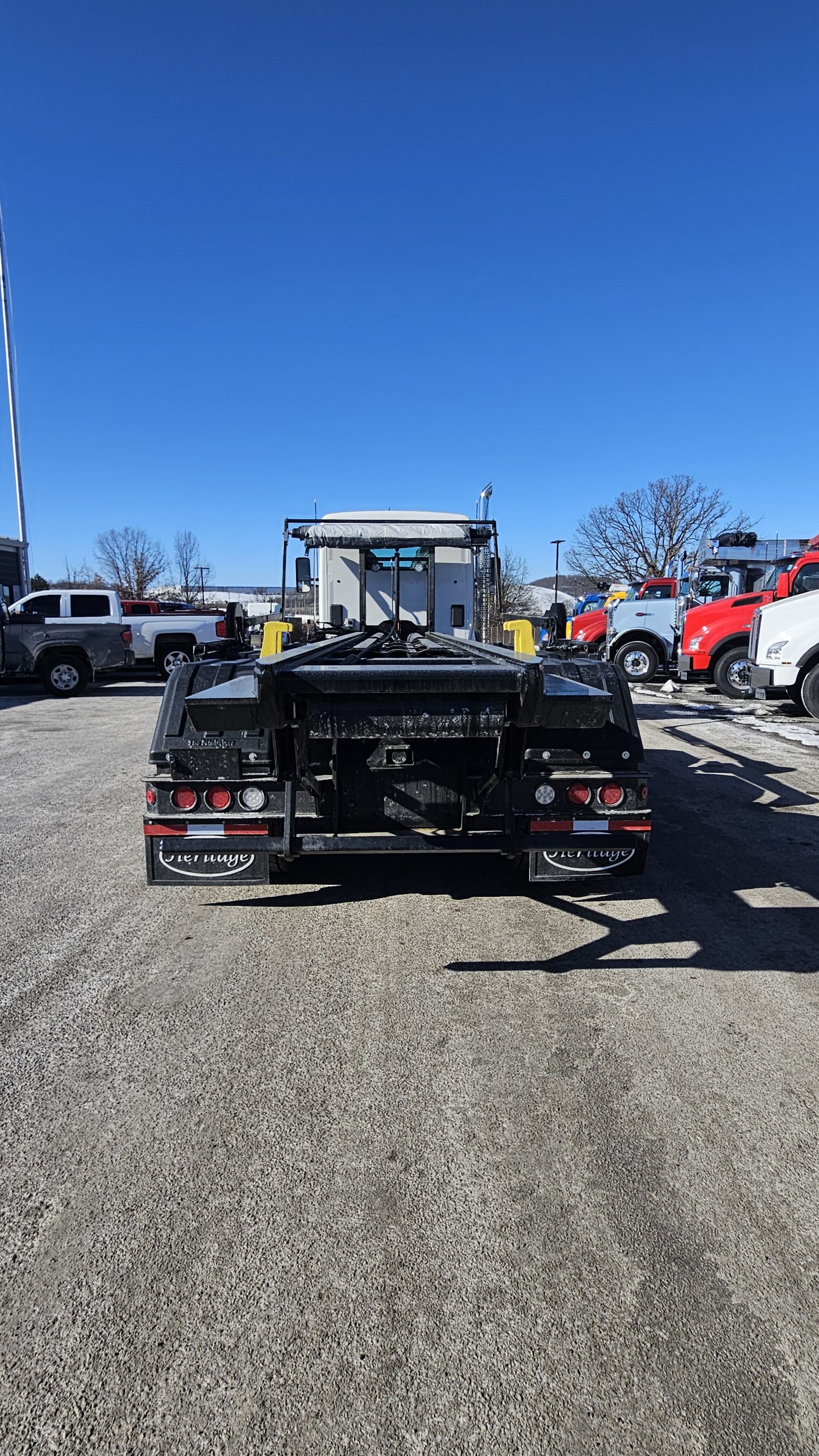 2025 KENWORTH T880 - image 6 of 6