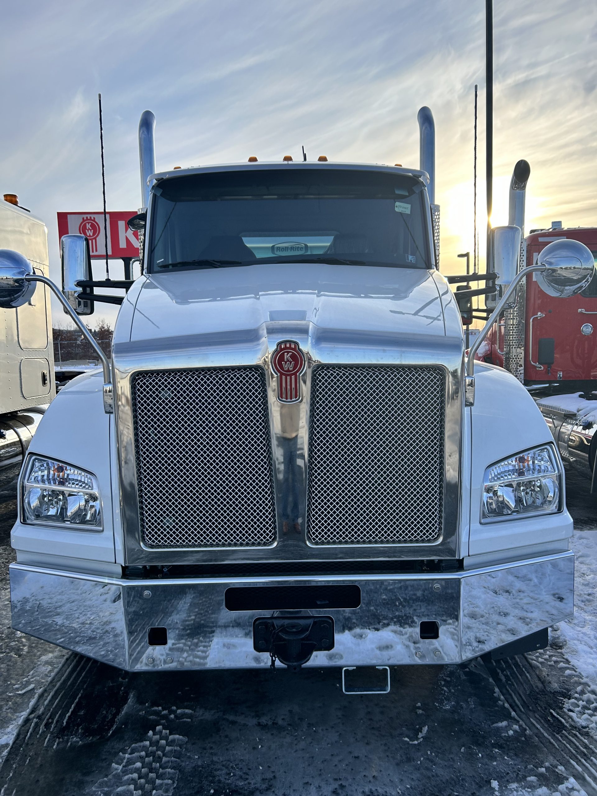 2025 KENWORTH T880 - image 3 of 6