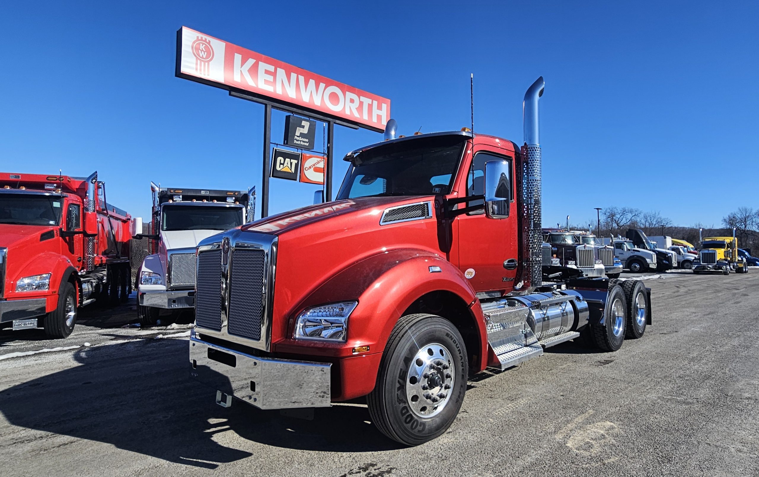 2025 KENWORTH T880 - image 1 of 6