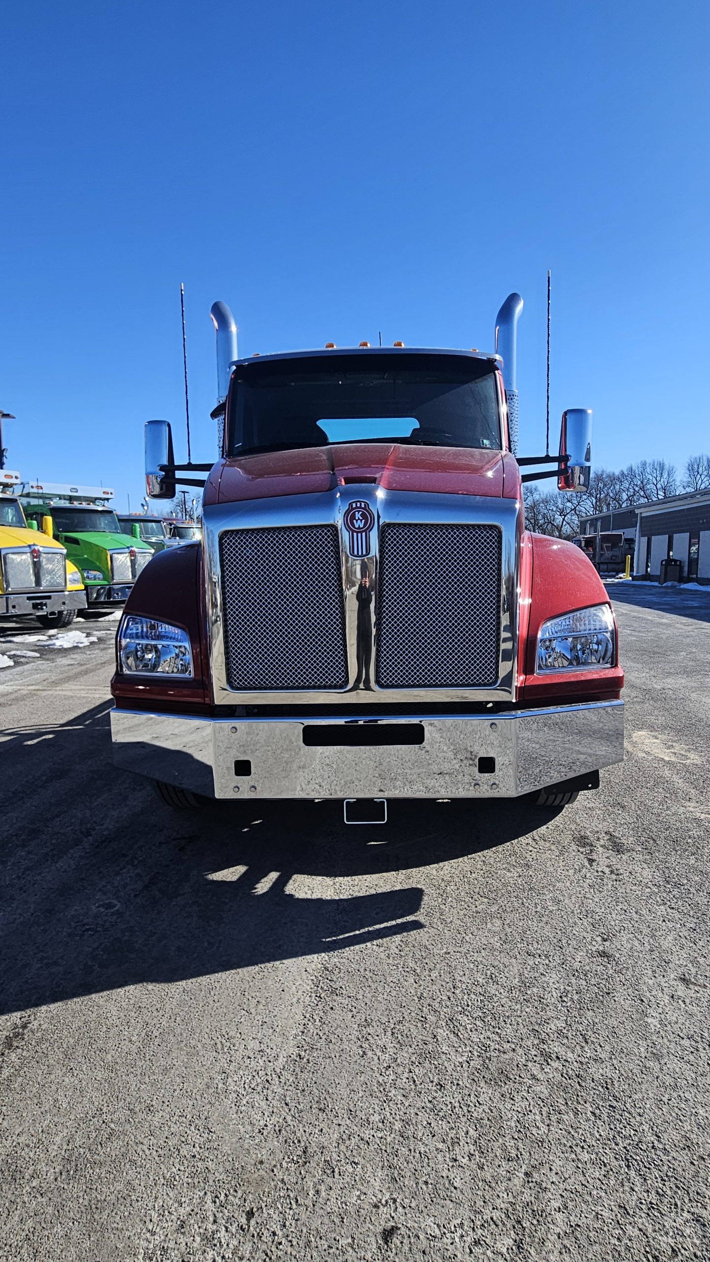2025 KENWORTH T880 - image 2 of 6
