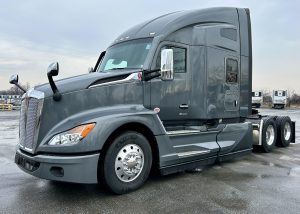 2025 KENWORTH T680 KS172843-01