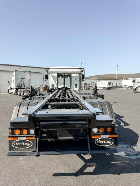 2025 KENWORTH T880 - image 5 of 6