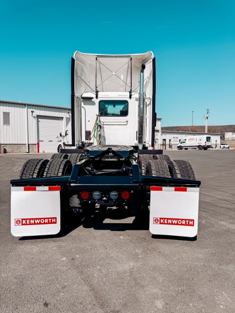 2025 KENWORTH T680 - image 5 of 6