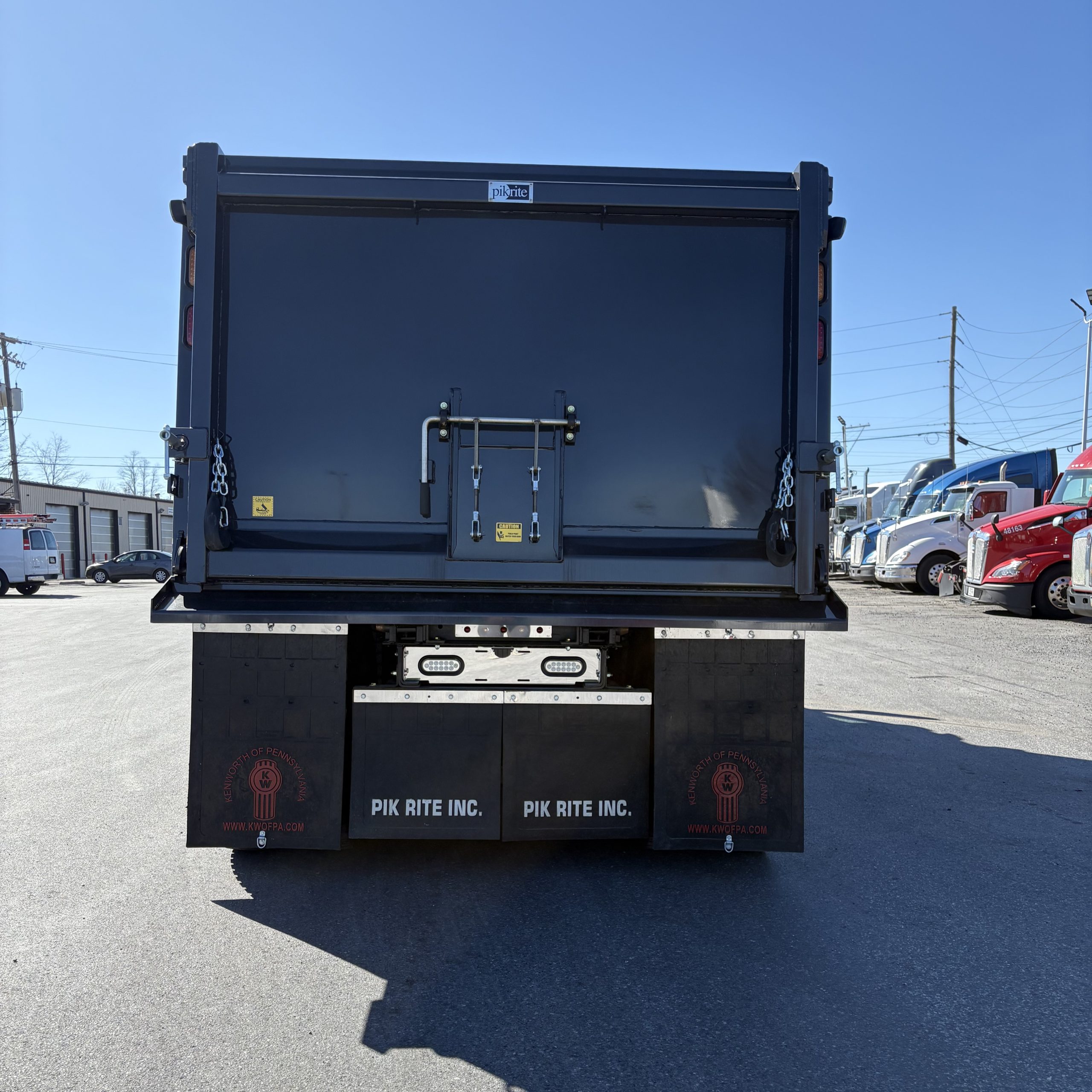 2025 KENWORTH T880 - image 4 of 6