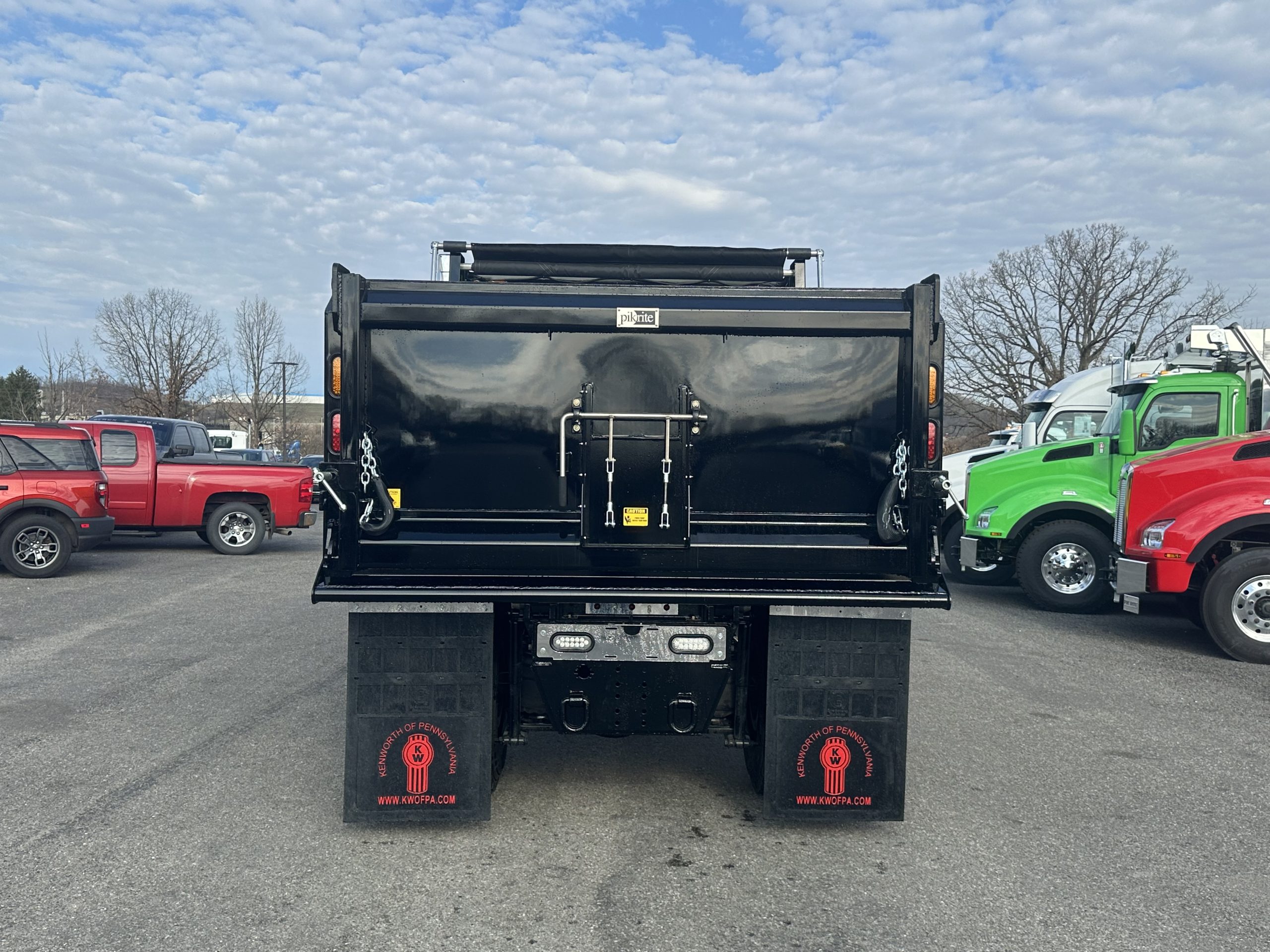 2025 KENWORTH T380 - image 6 of 6