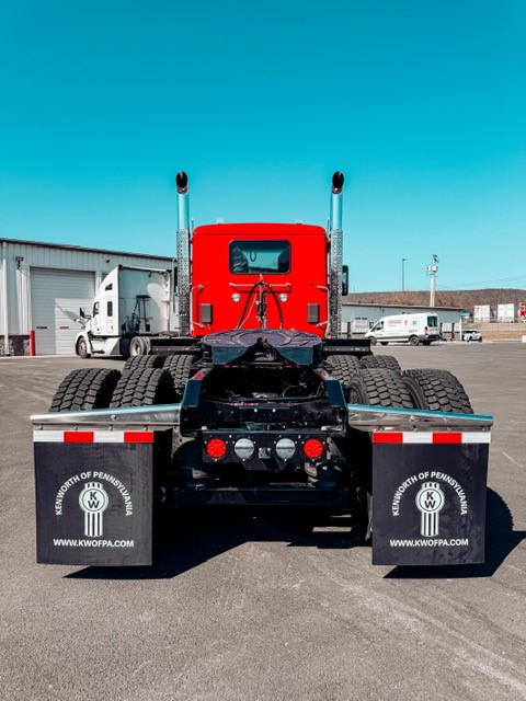 2025 KENWORTH T880 - image 5 of 6