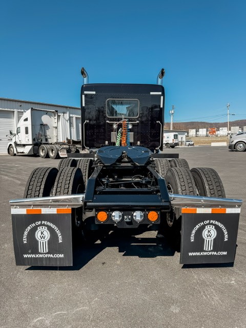 2025 KENWORTH T880 - image 6 of 6