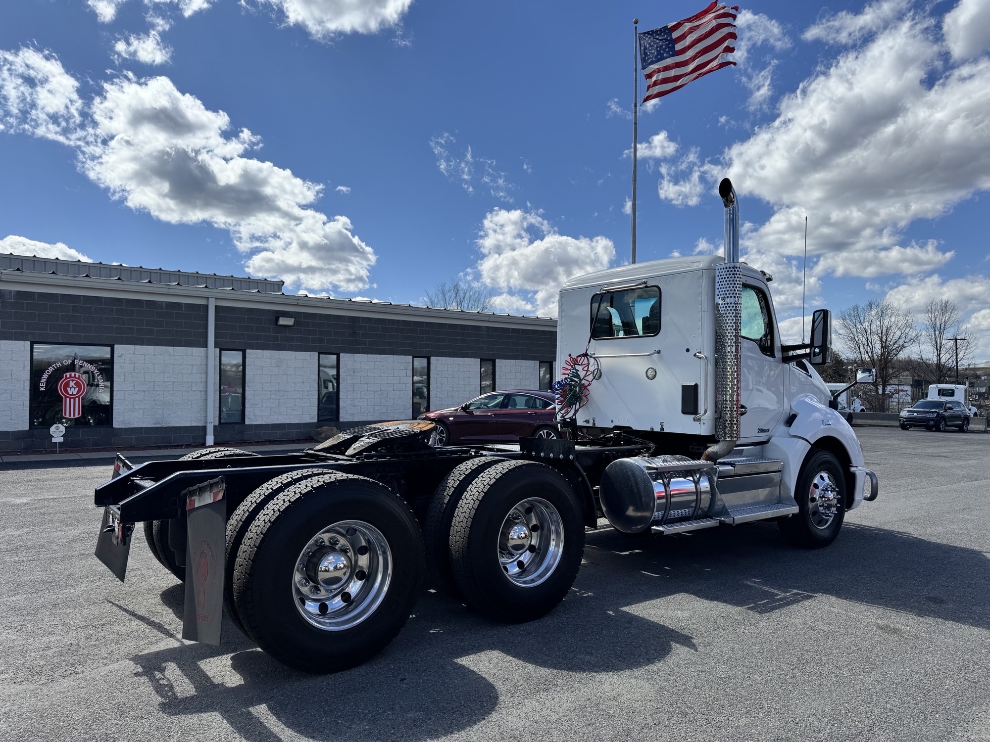 2019 KENWORTH T680 - image 4 of 6