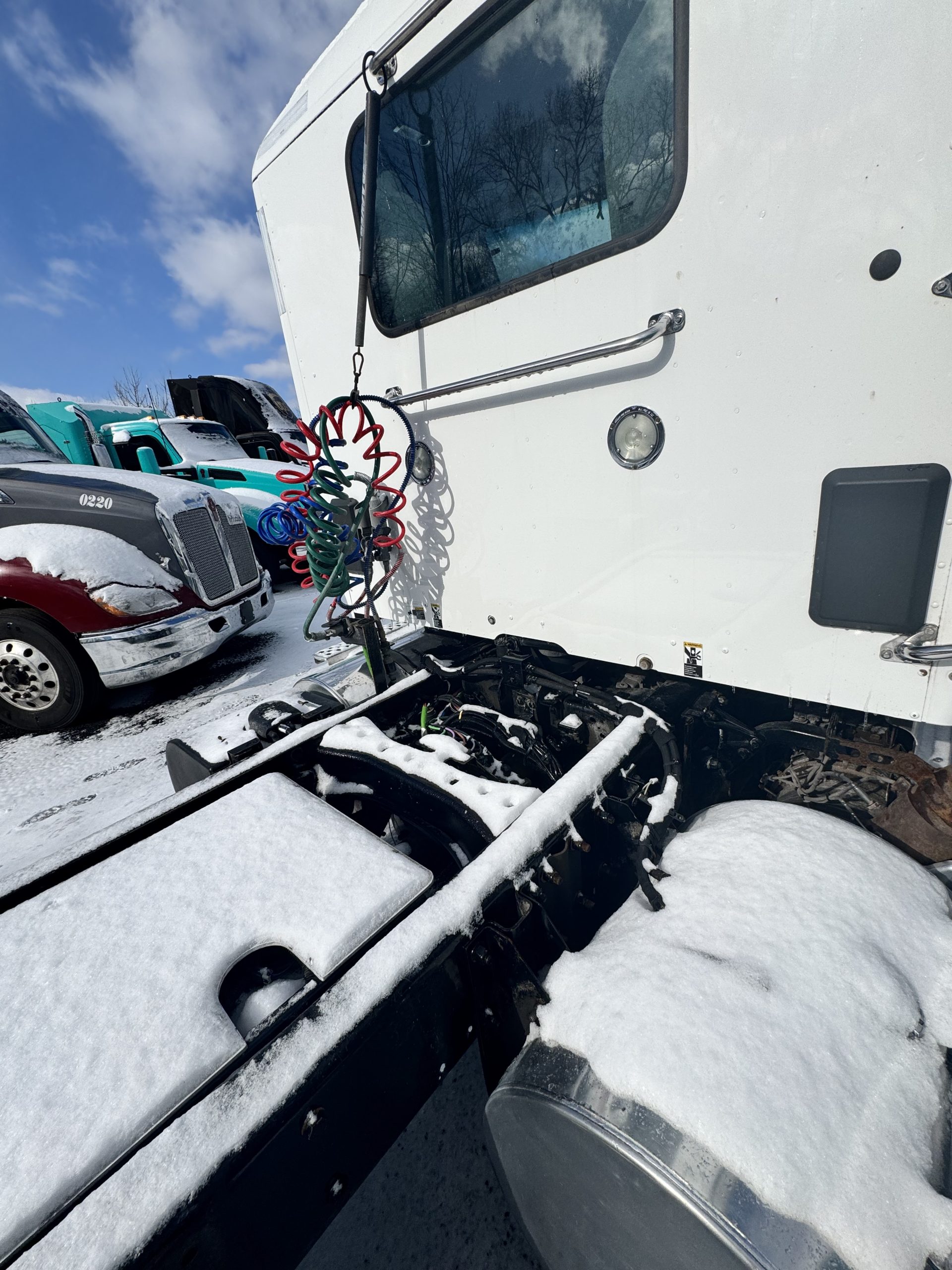 2019 KENWORTH T680 - image 5 of 6