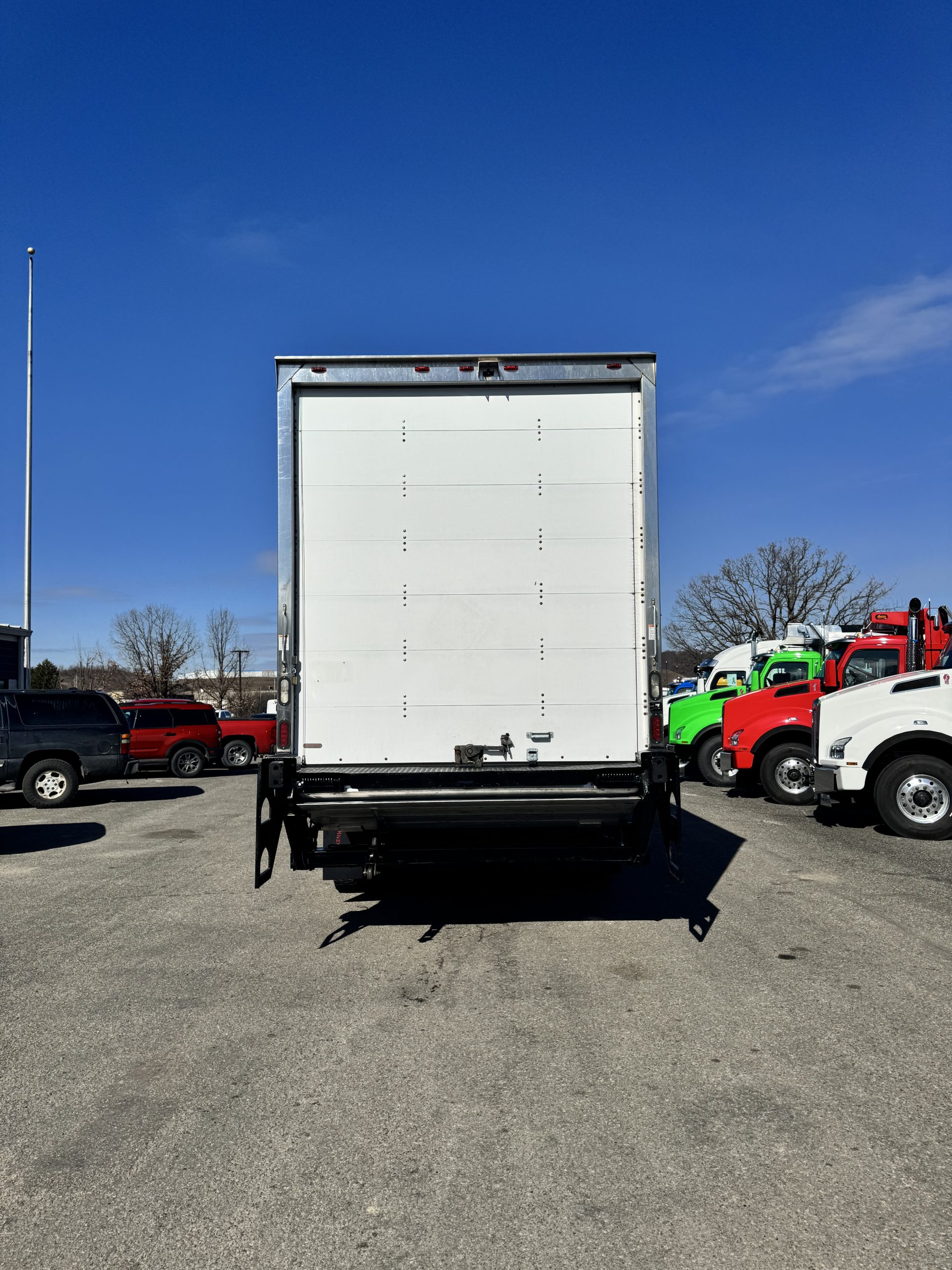 2015 KENWORTH T270 - image 5 of 6