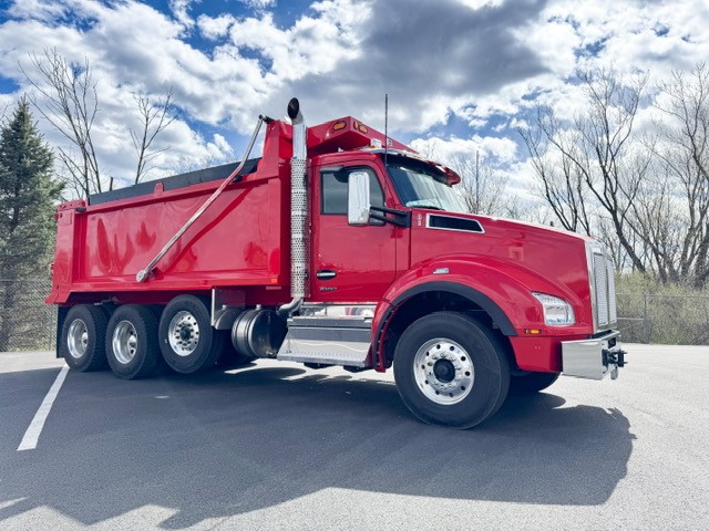 2025 KENWORTH T880 - image 1 of 6
