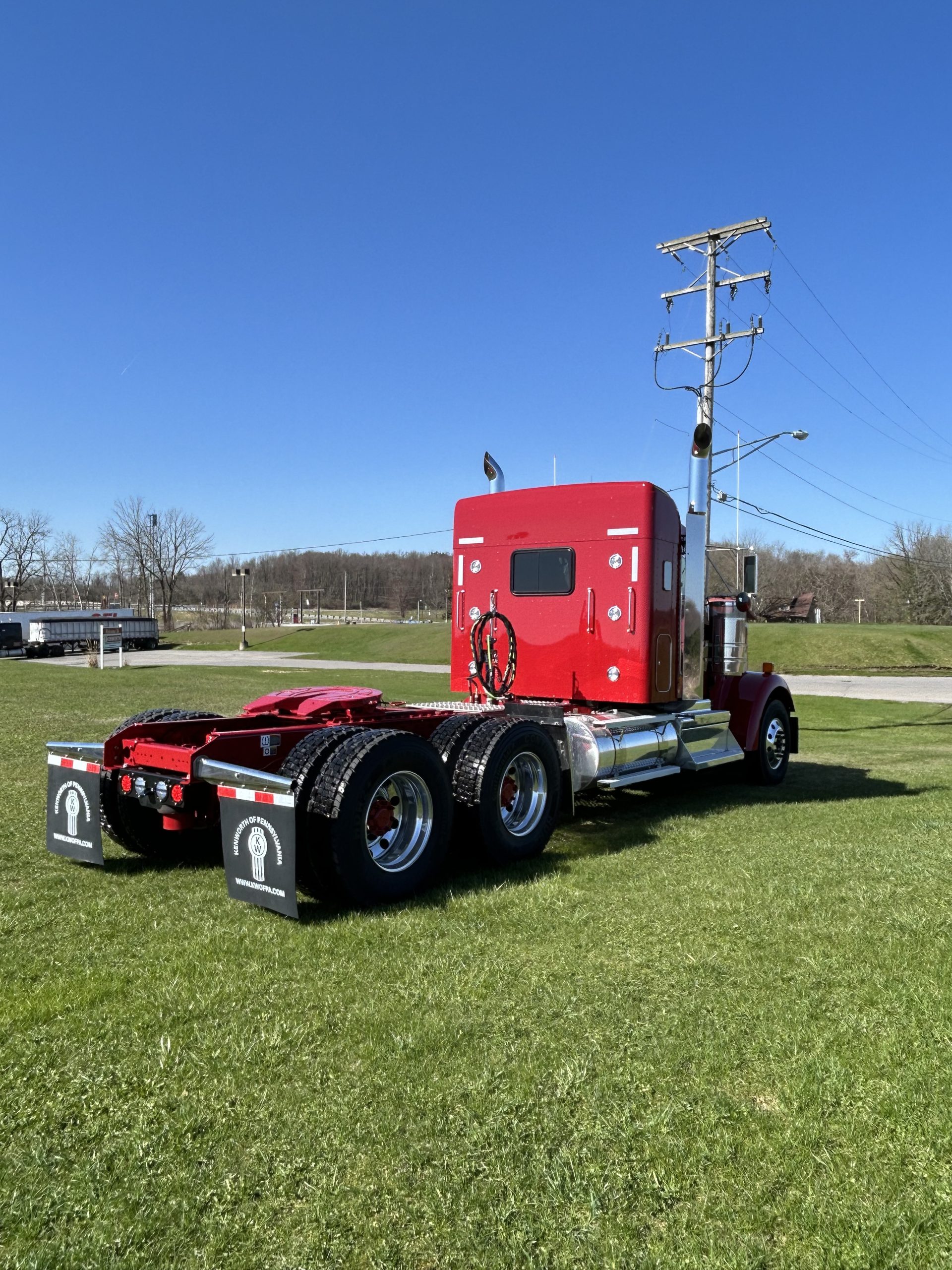 2026 KENWORTH W900L - image 3 of 6