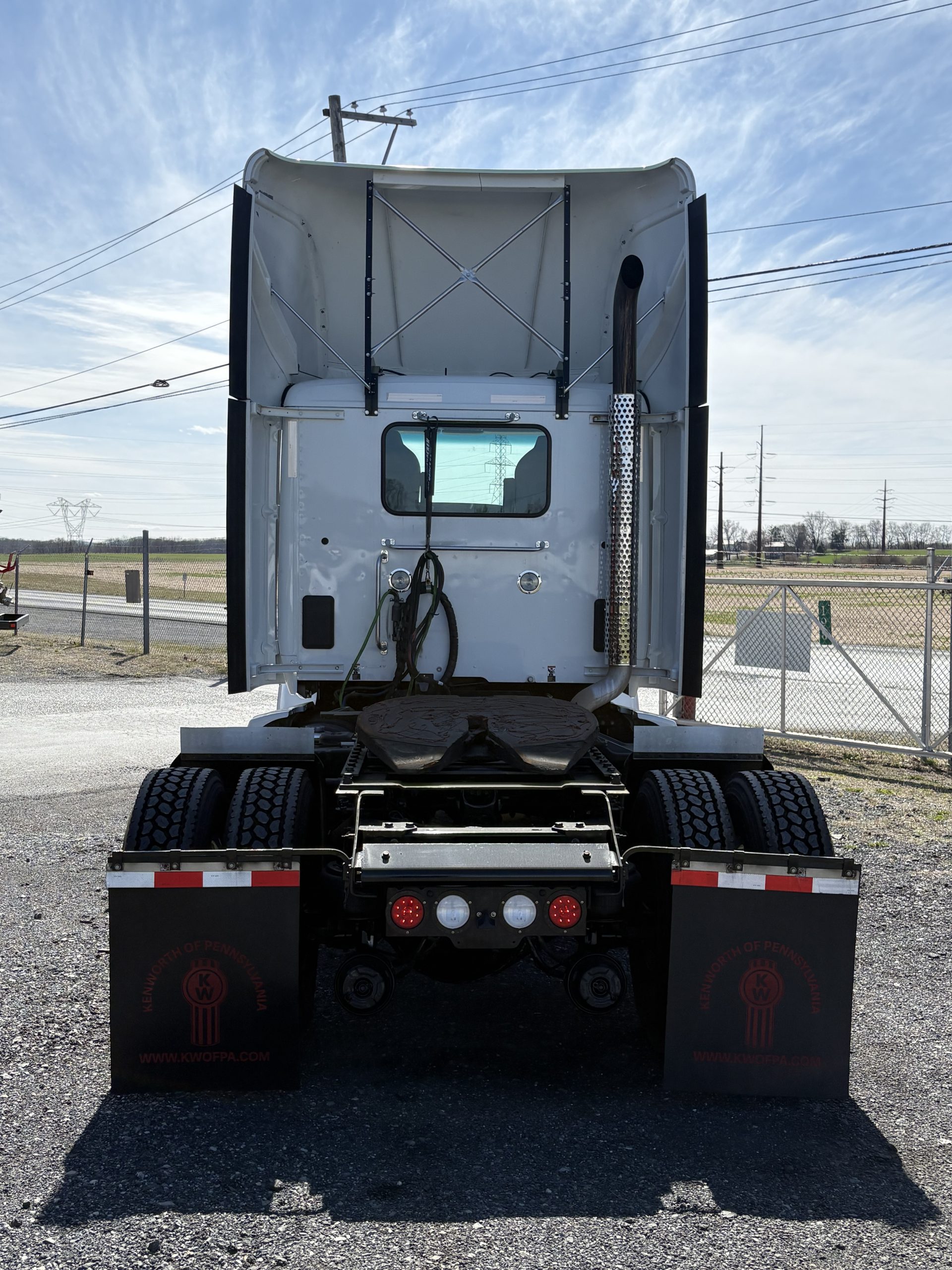 2021 KENWORTH T680 - image 4 of 6