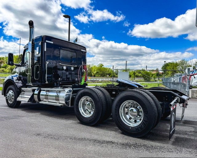 2025 KENWORTH T880 - image 6 of 6