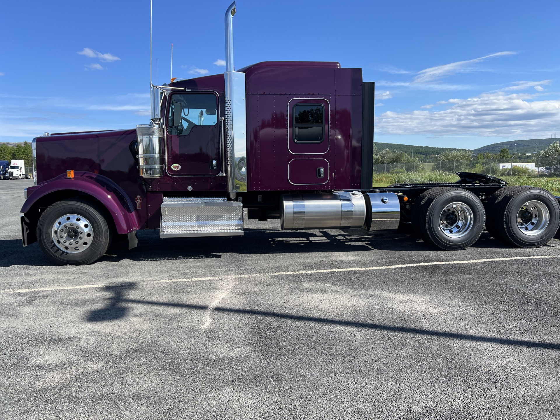 2026 KENWORTH W900 - image 1 of 6