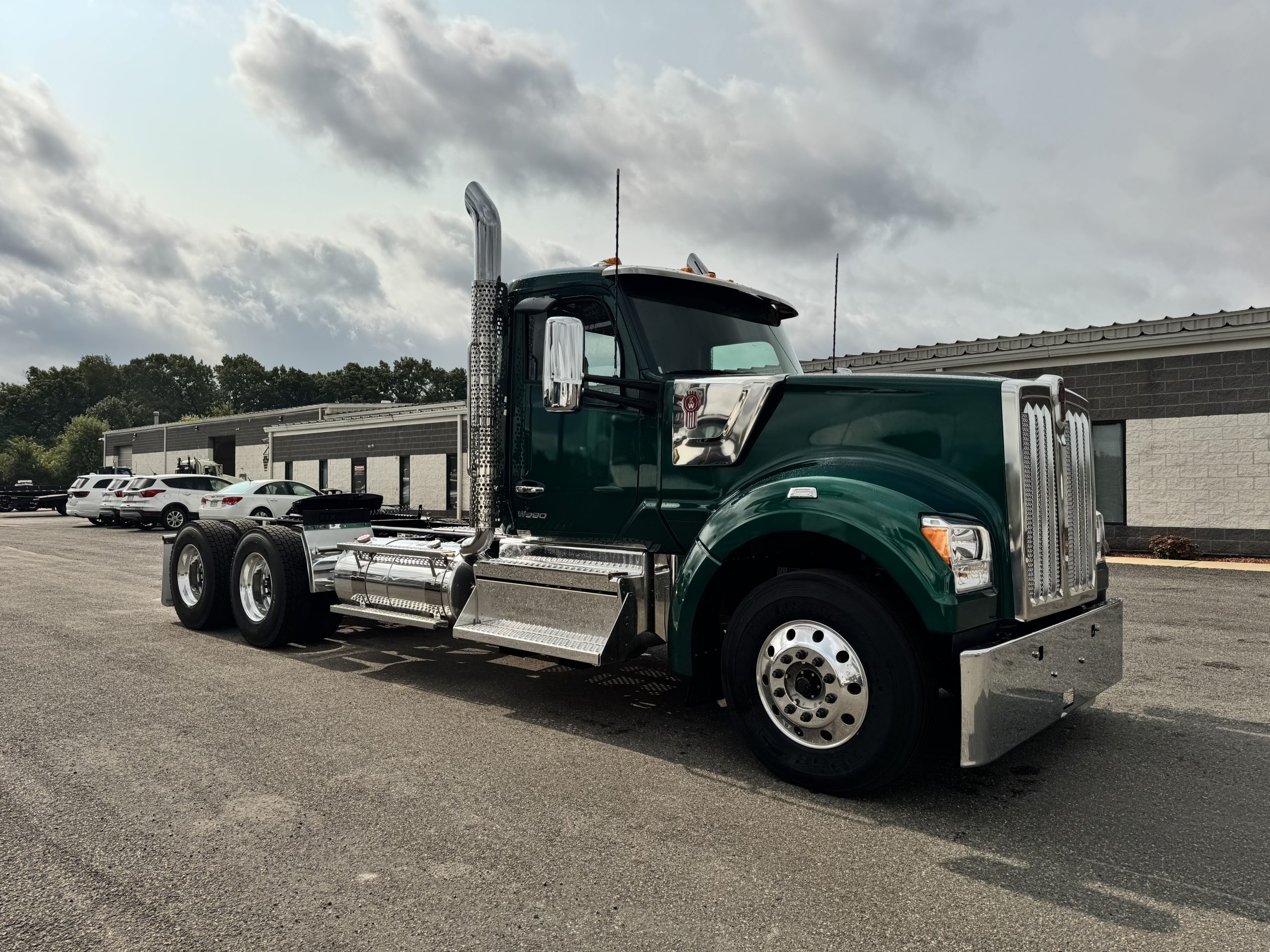 2026 KENWORTH W990 - image 3 of 6