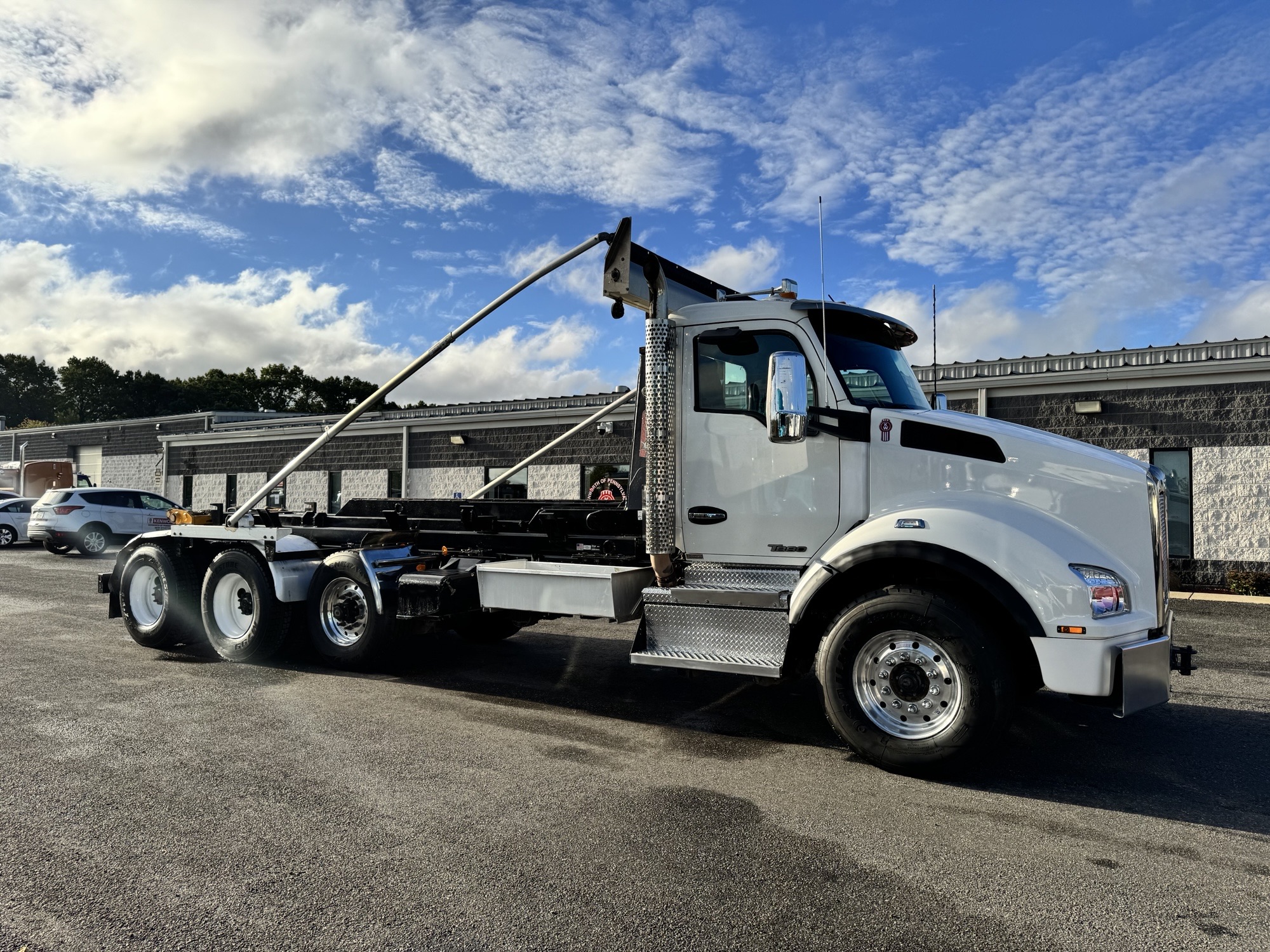 2020 KENWORTH T880 - image 3 of 6
