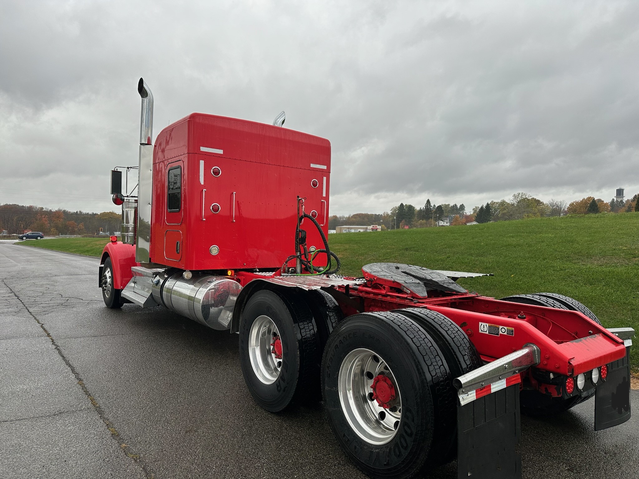 2021 KENWORTH W900L - image 4 of 6