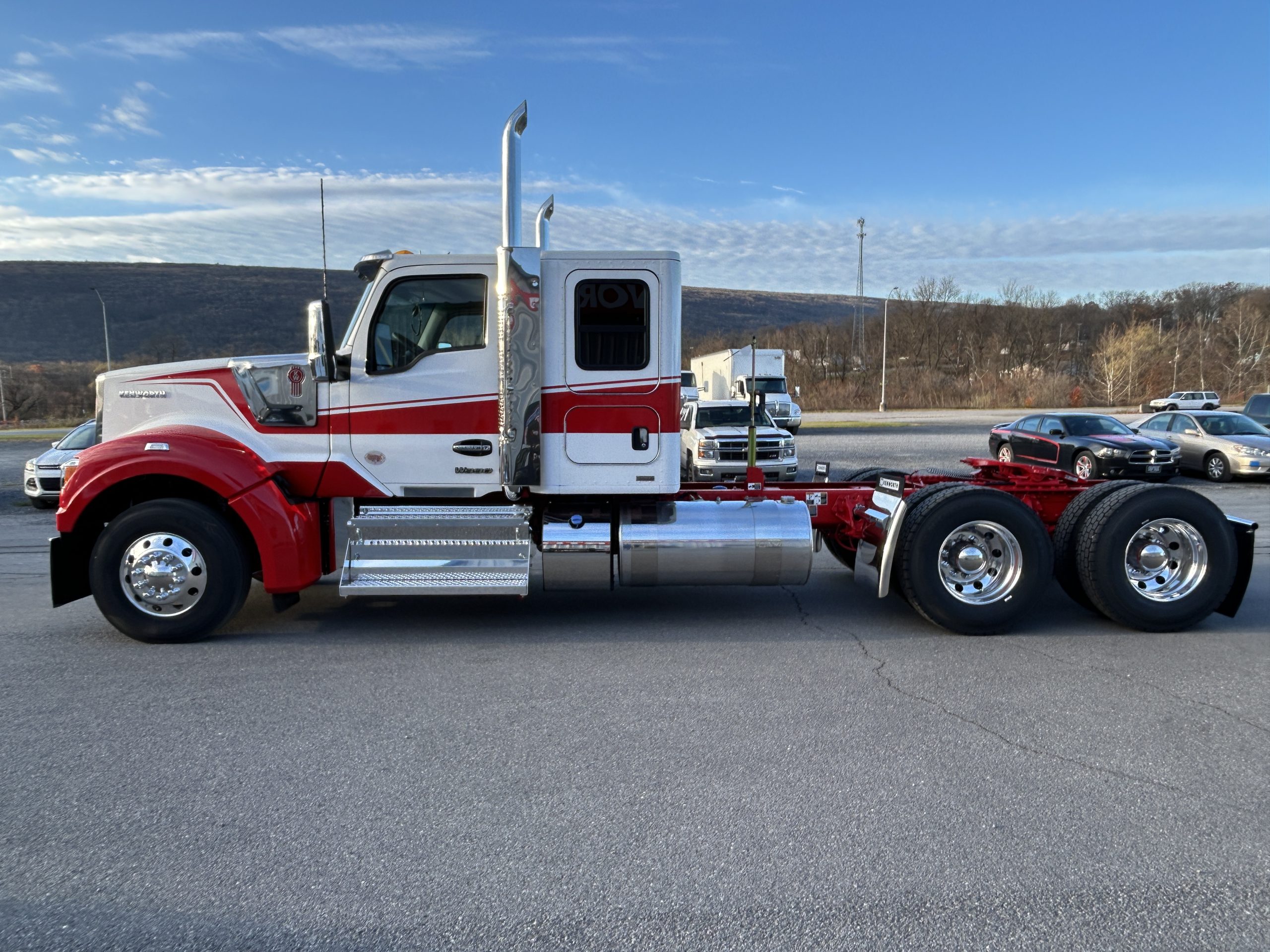 2026 KENWORTH W990 - image 2 of 6
