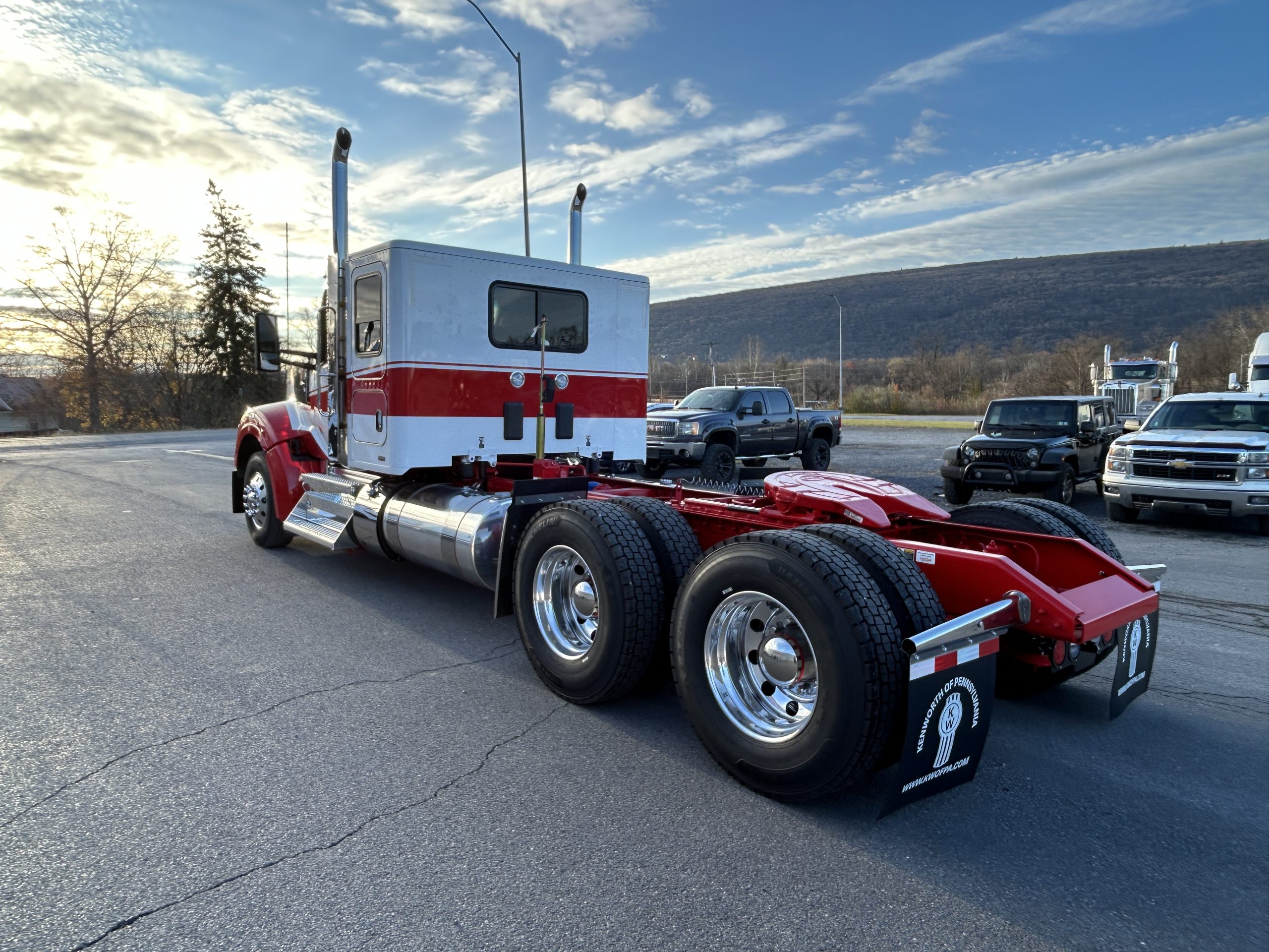 2026 KENWORTH W990 - image 3 of 6