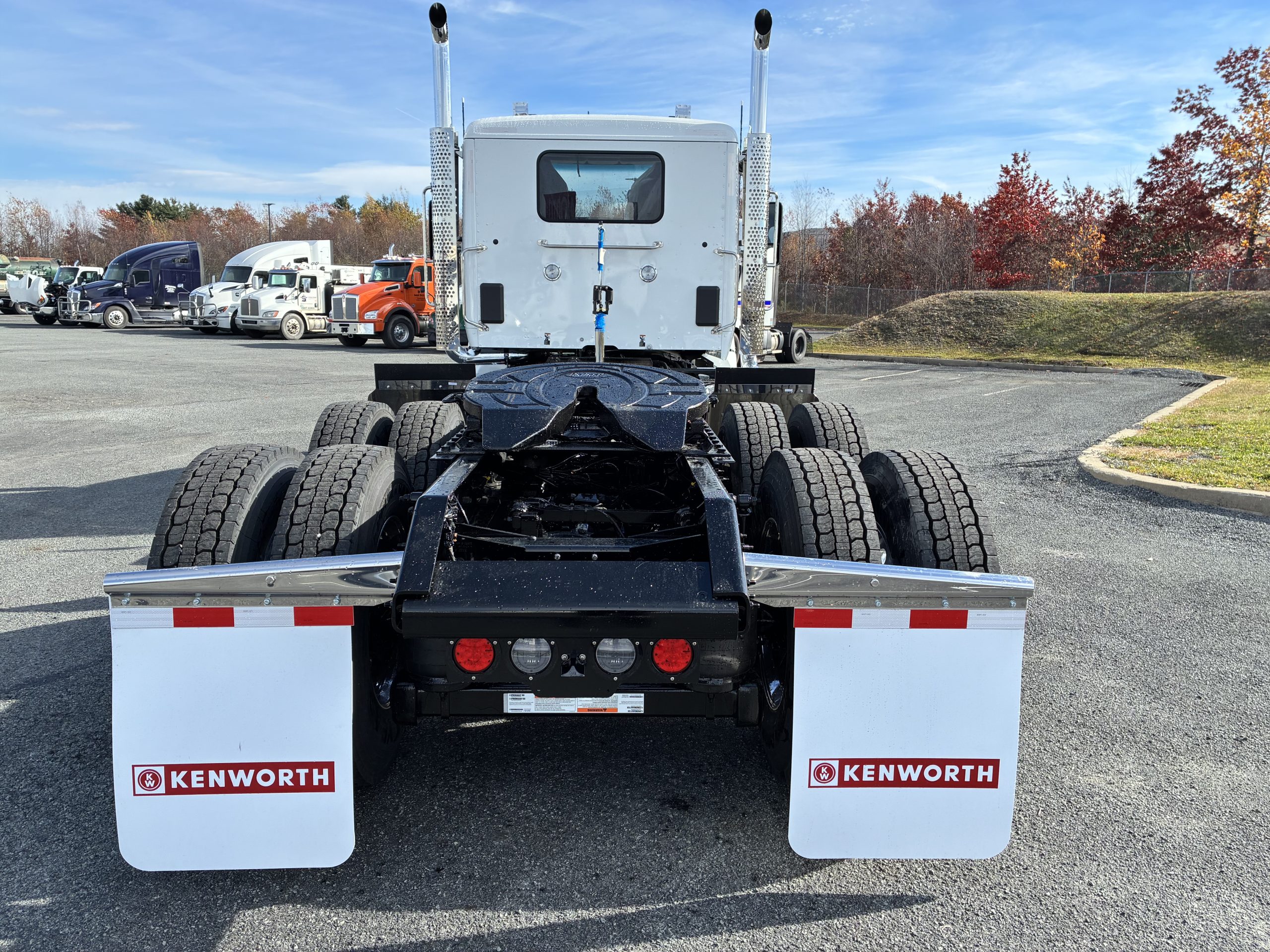 2026 KENWORTH T880 - image 5 of 6