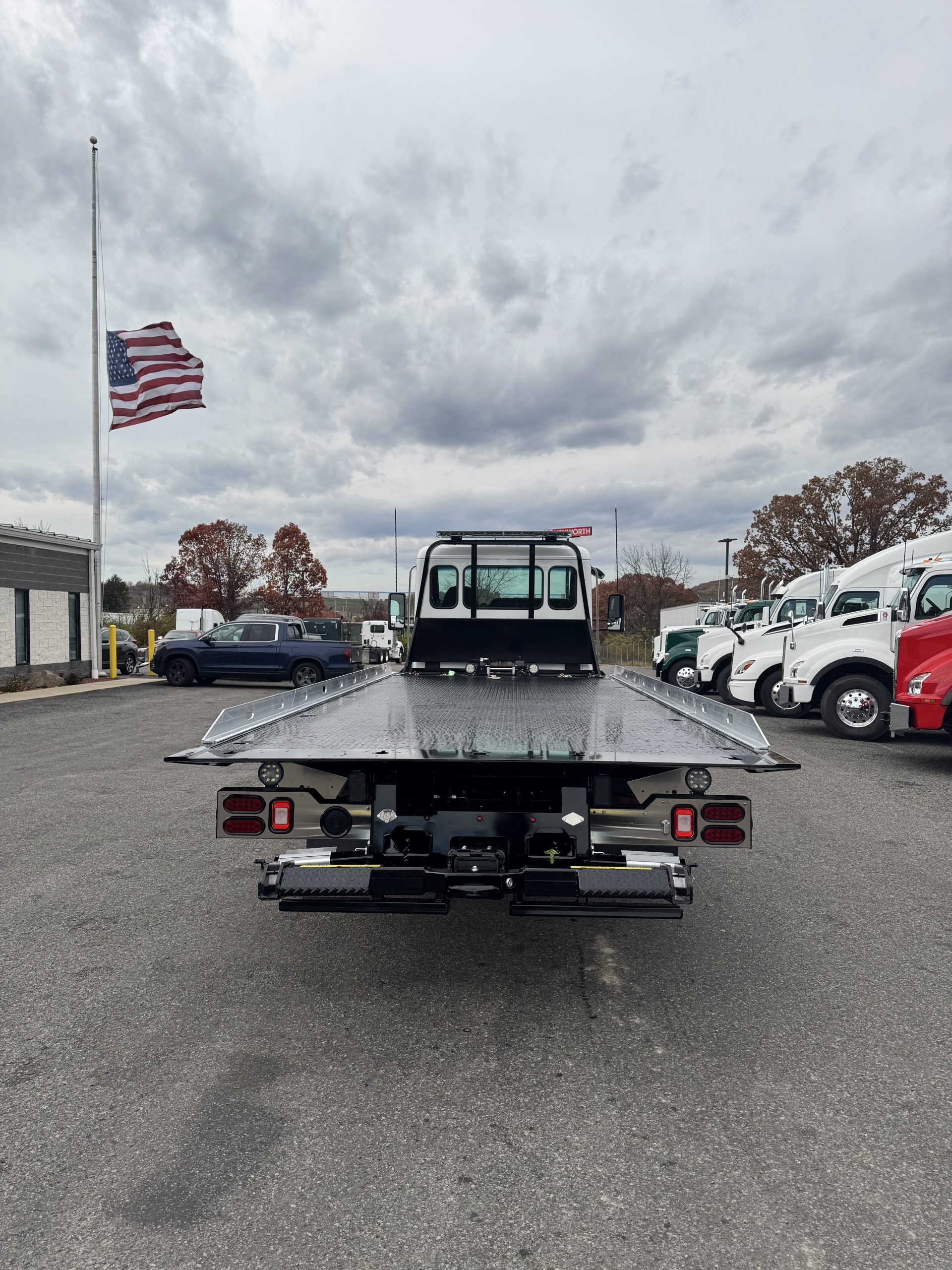 2026 KENWORTH T280 - image 6 of 6