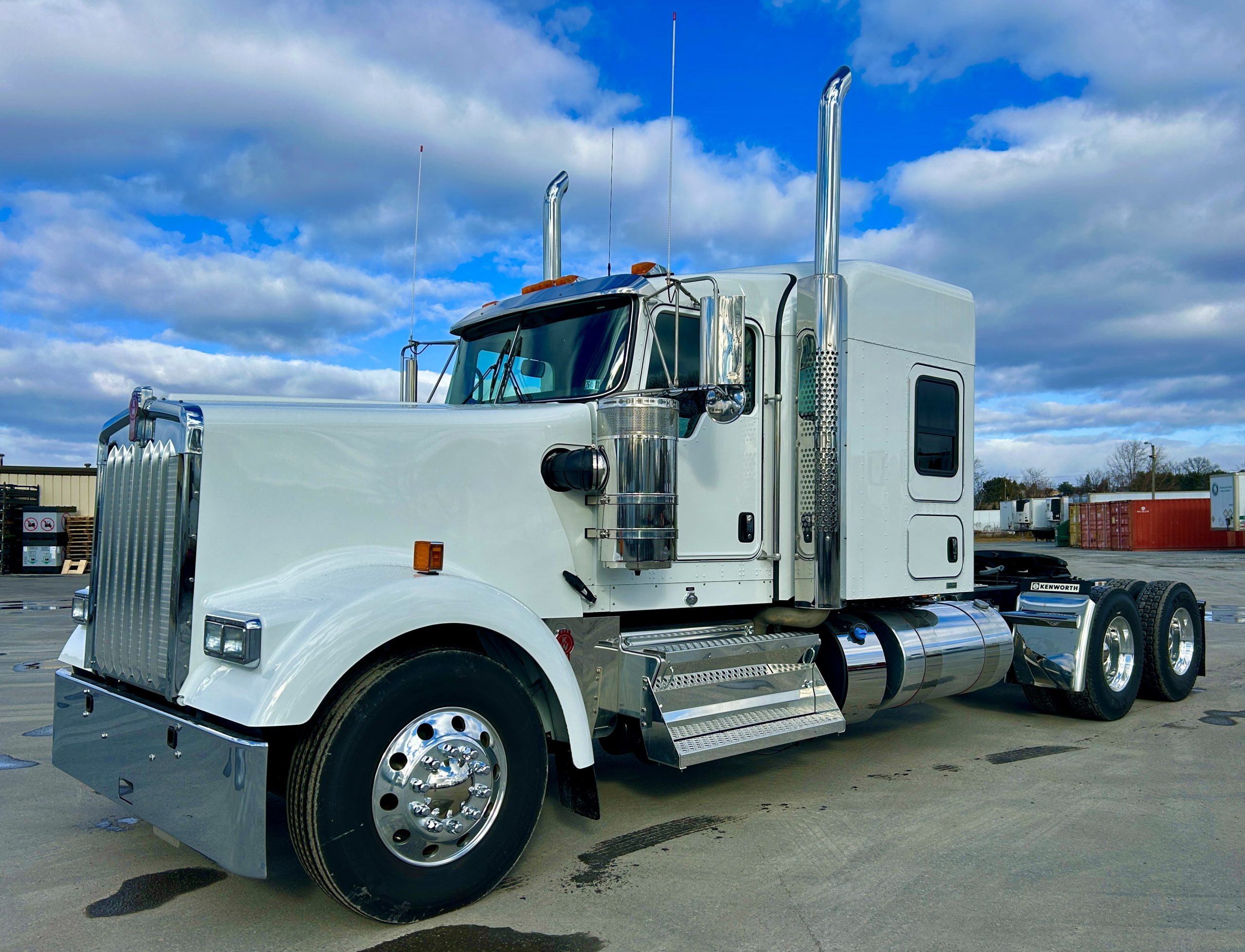 2026 KENWORTH W900L - image 1 of 6