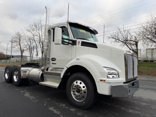 2026 KENWORTH T880 2026 KENWORTH T880 - image 5 of 6