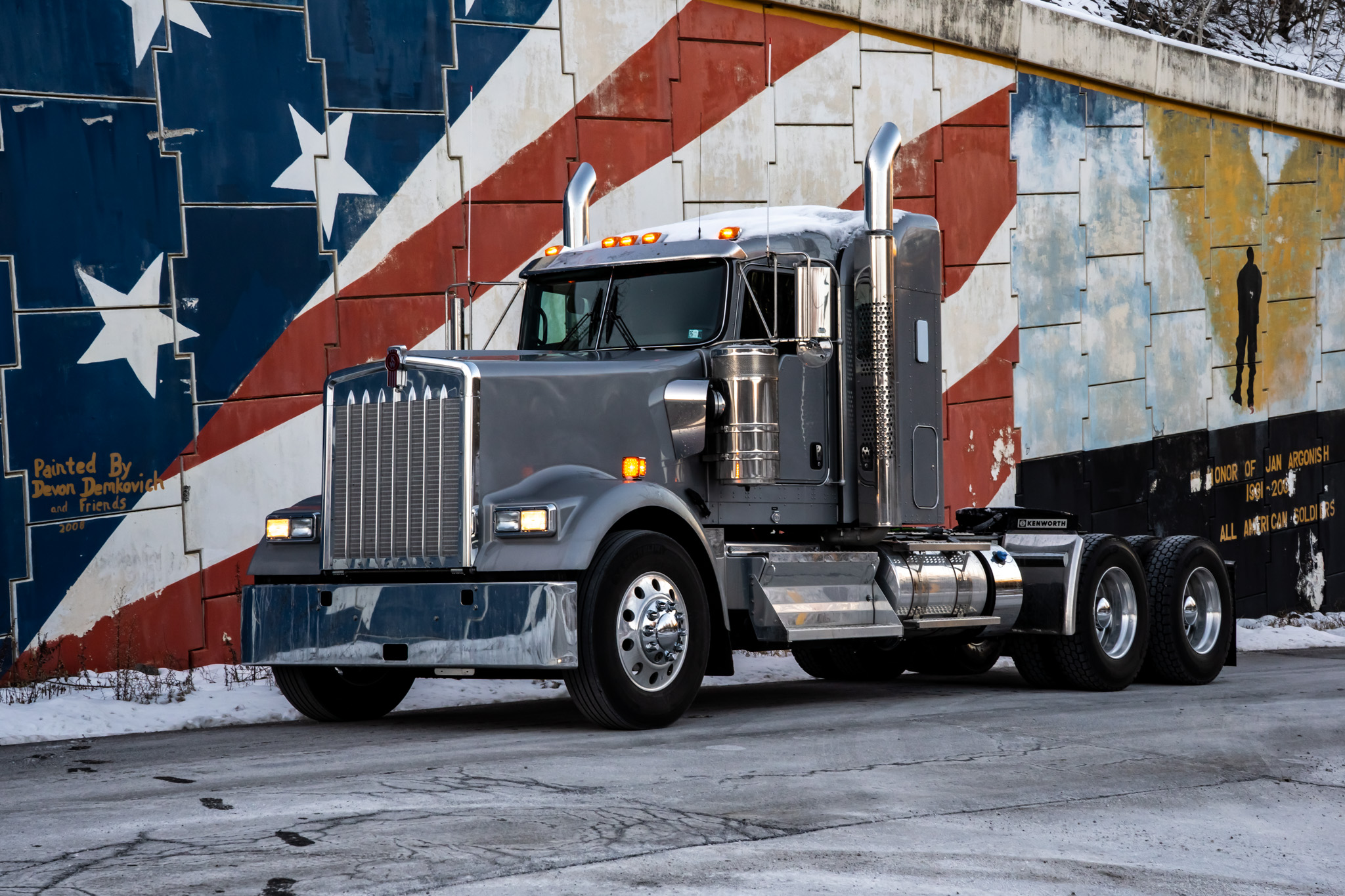 2026 KENWORTH W900 - image 1 of 6