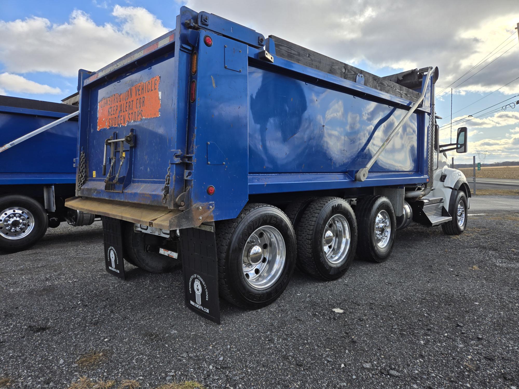 2023 KENWORTH T880 - image 5 of 6