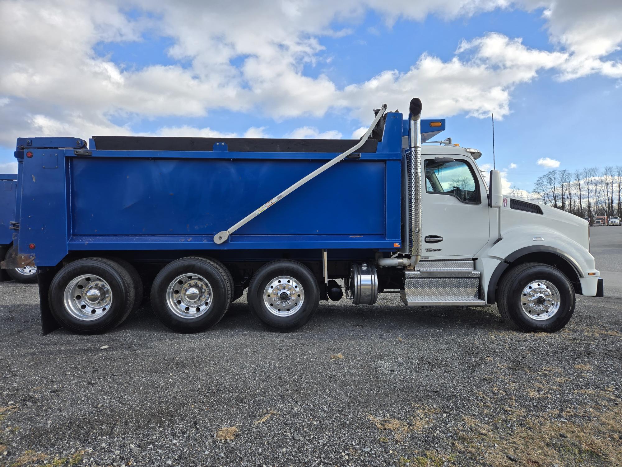 2023 KENWORTH T880 - image 6 of 6