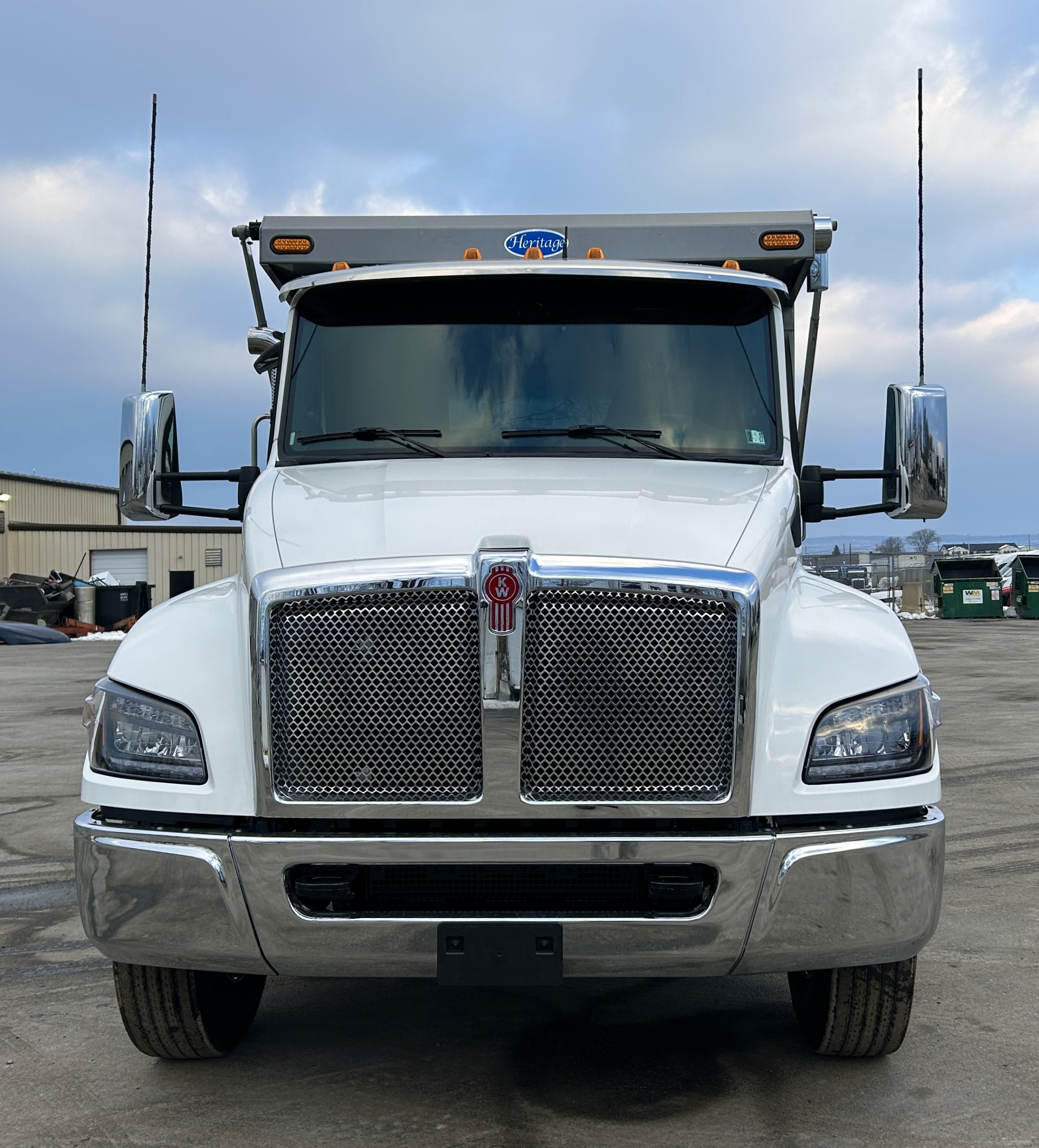 2026 KENWORTH T280 - image 2 of 6