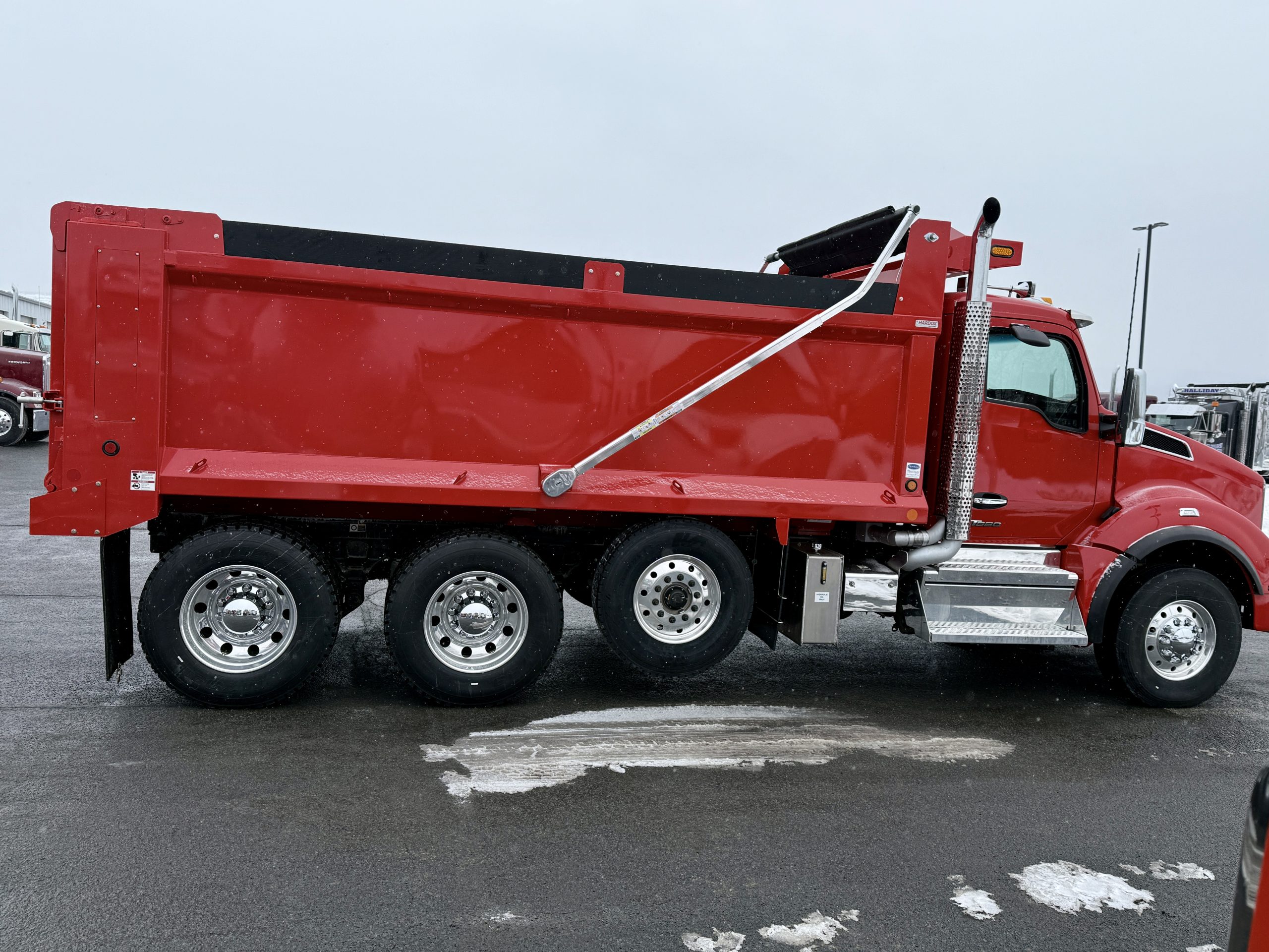 2026 KENWORTH T880 - image 5 of 6