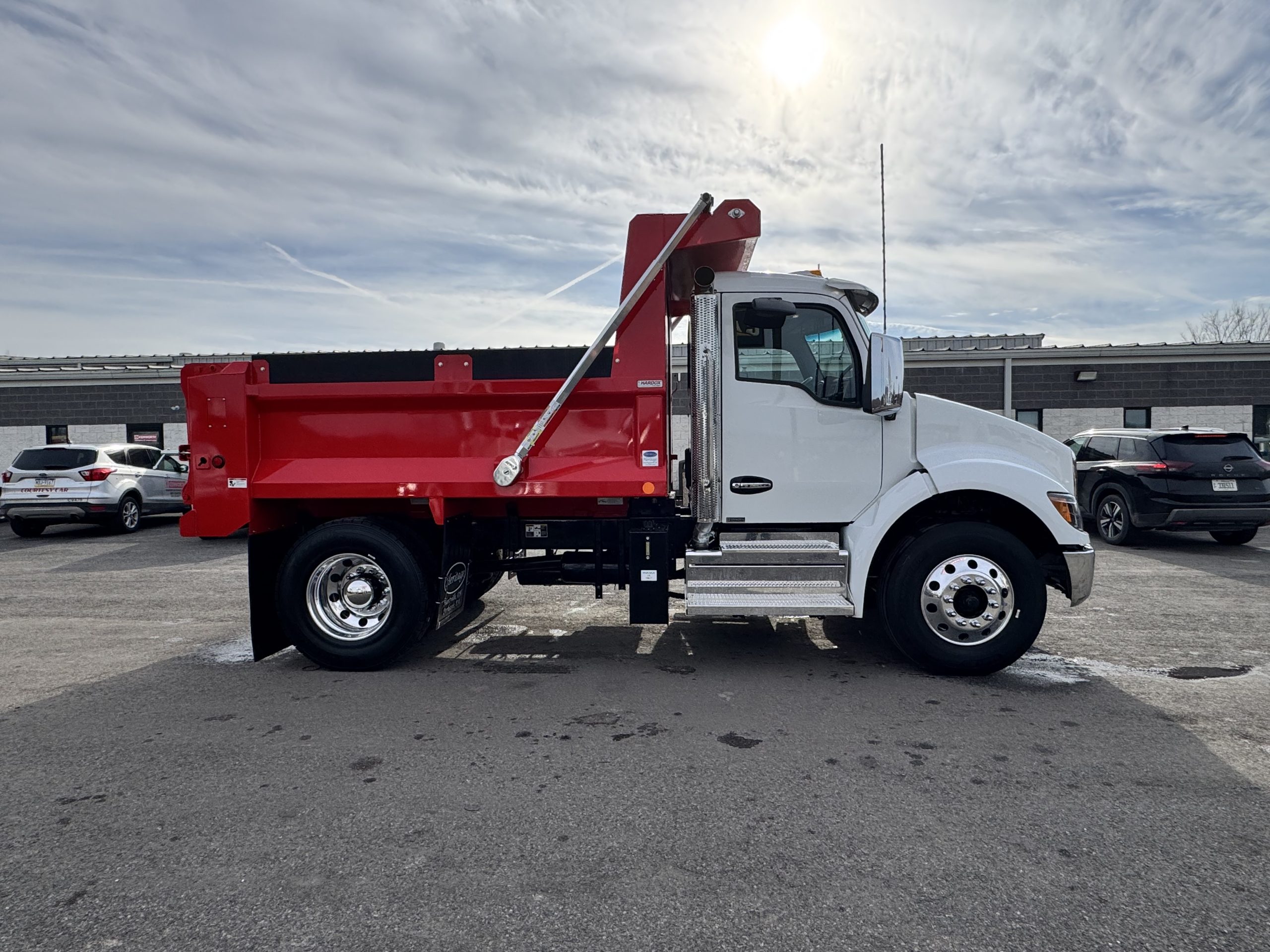 2026 KENWORTH T280 - image 4 of 6