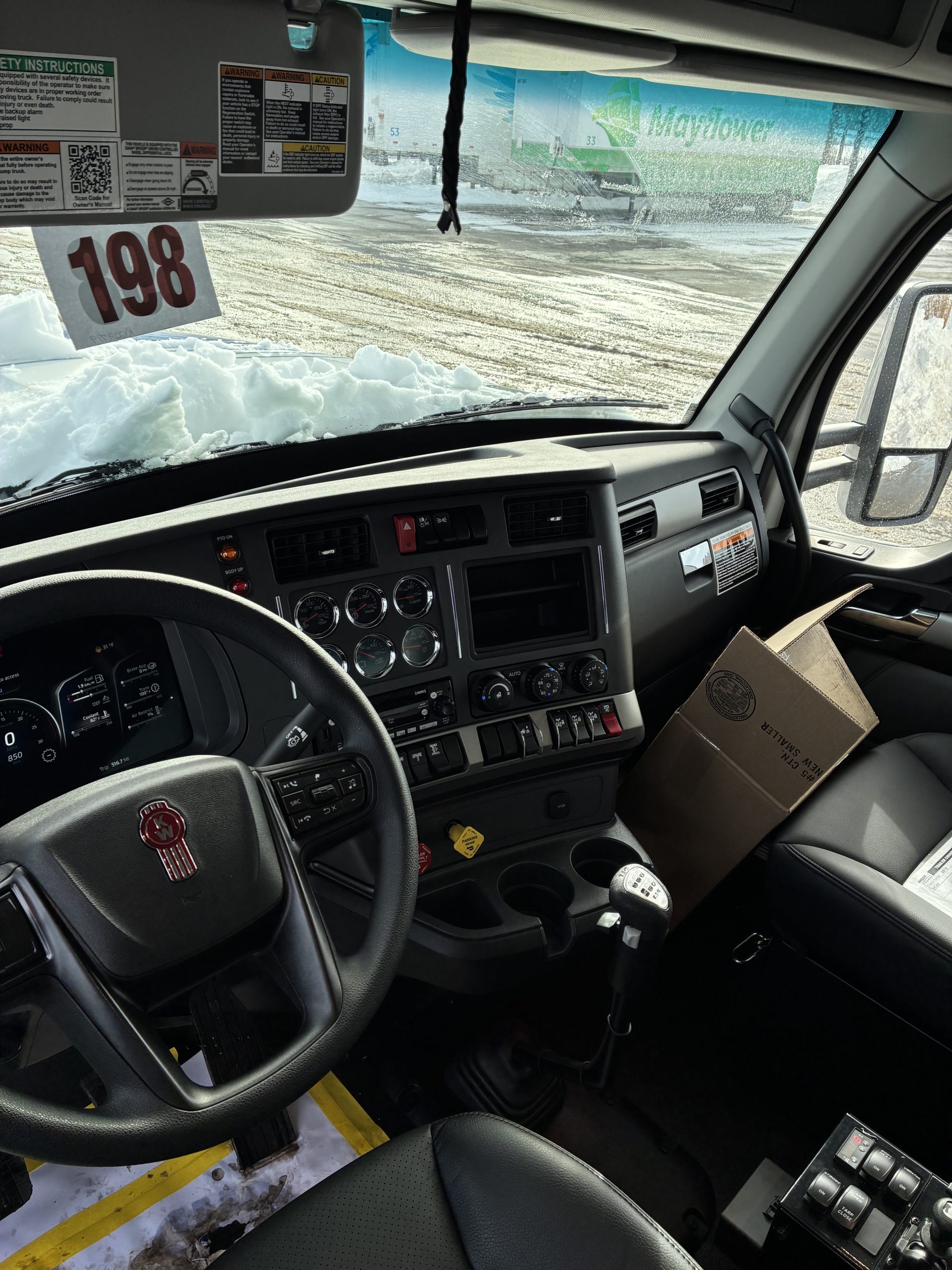 2026 KENWORTH W990 - image 4 of 4