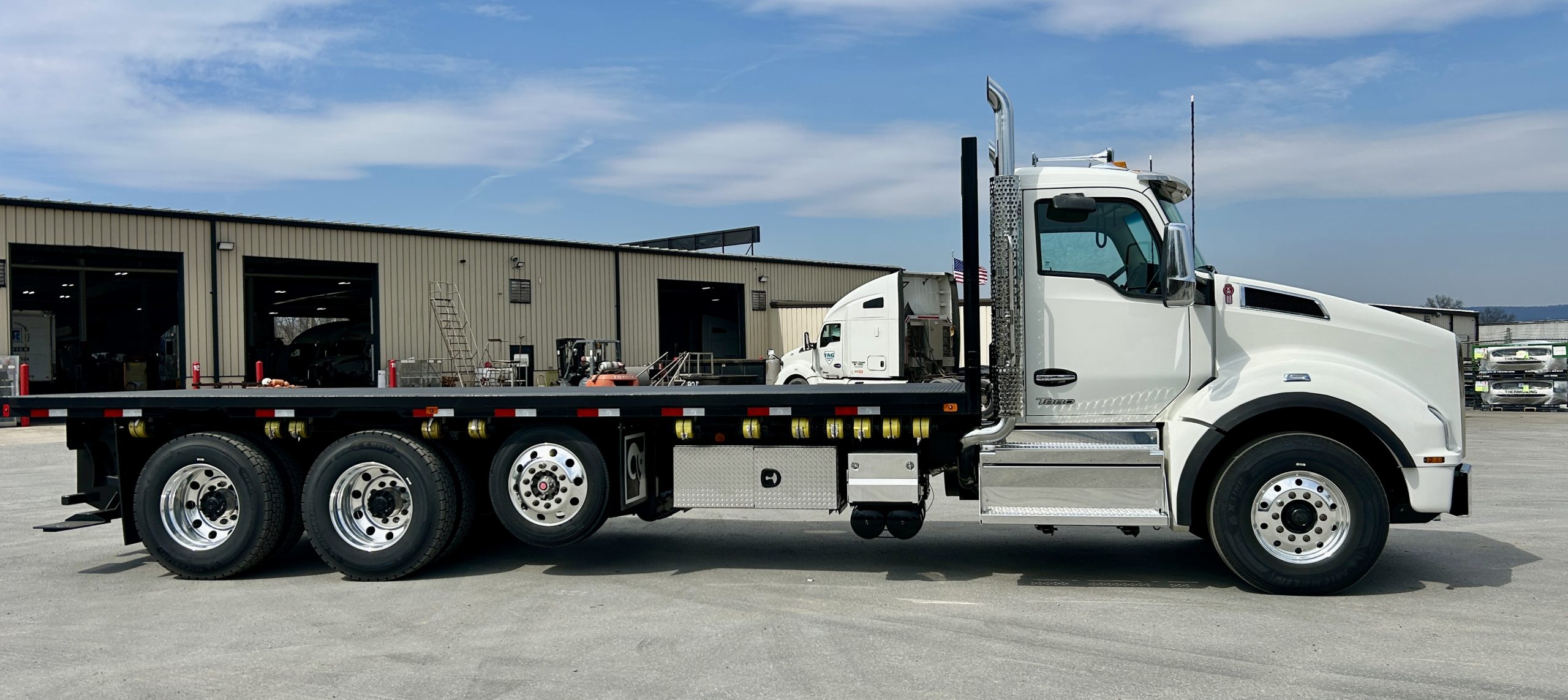 2026 KENWORTH T880 2026 KENWORTH T880 - image 5 of 6