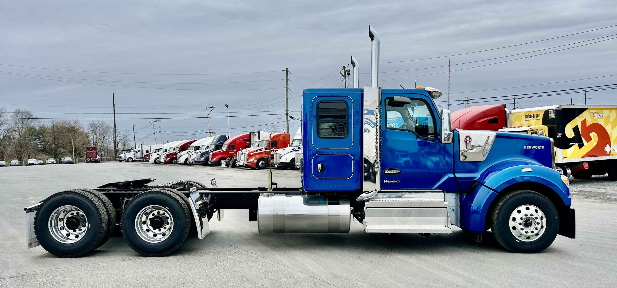 2027 KENWORTH W990 - image 4 of 6