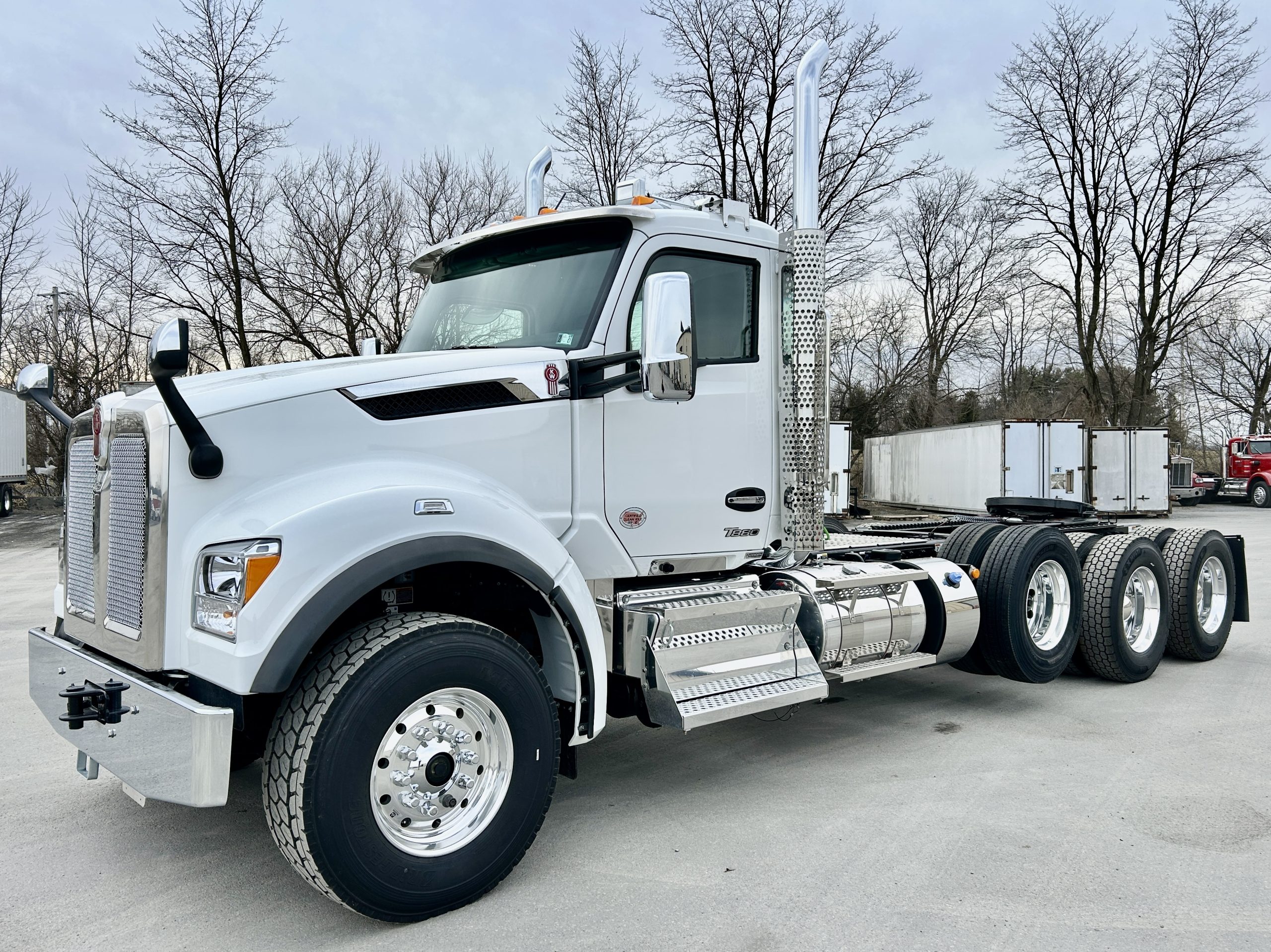 2027 KENWORTH T880 - image 1 of 6