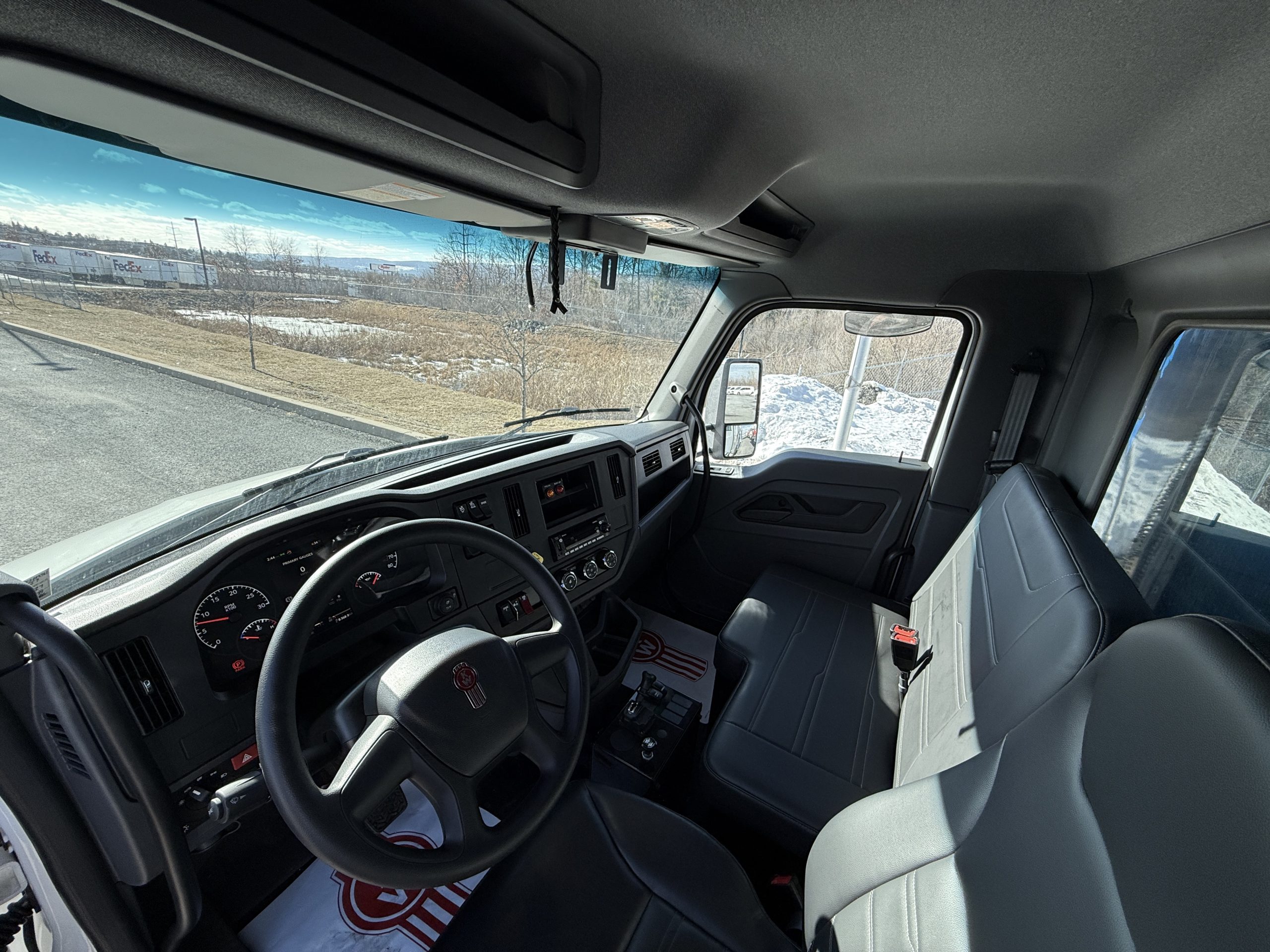 2026 KENWORTH T280 2026 KENWORTH T280 - image 4 of 6
