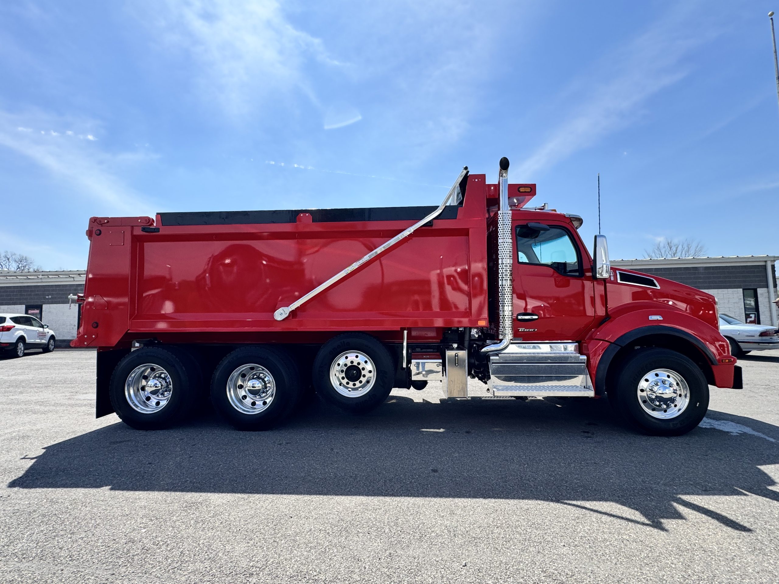 2027 KENWORTH T880 2027 KENWORTH T880 - image 4 of 6