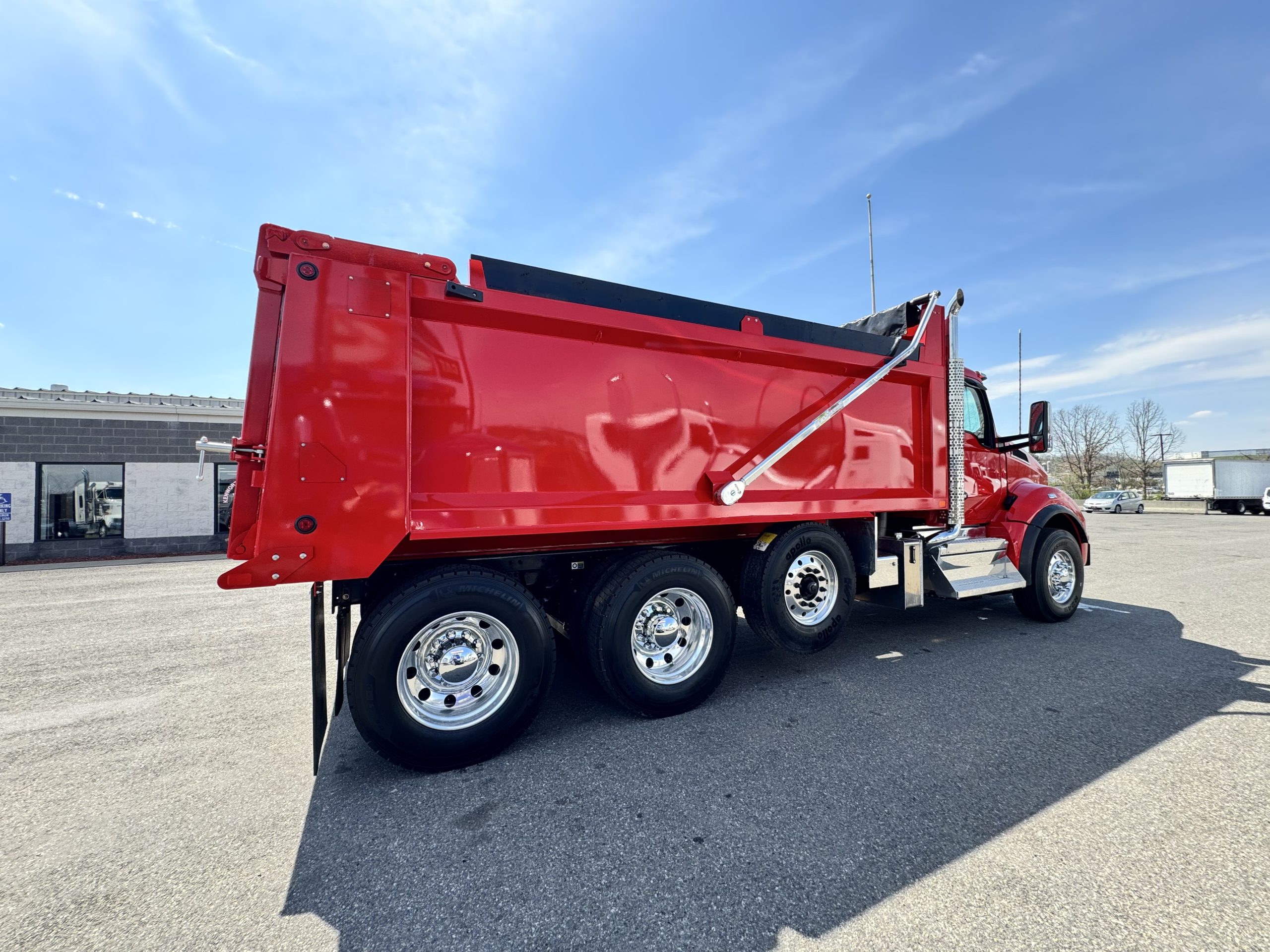 2027 KENWORTH T880 2027 KENWORTH T880 - image 5 of 6