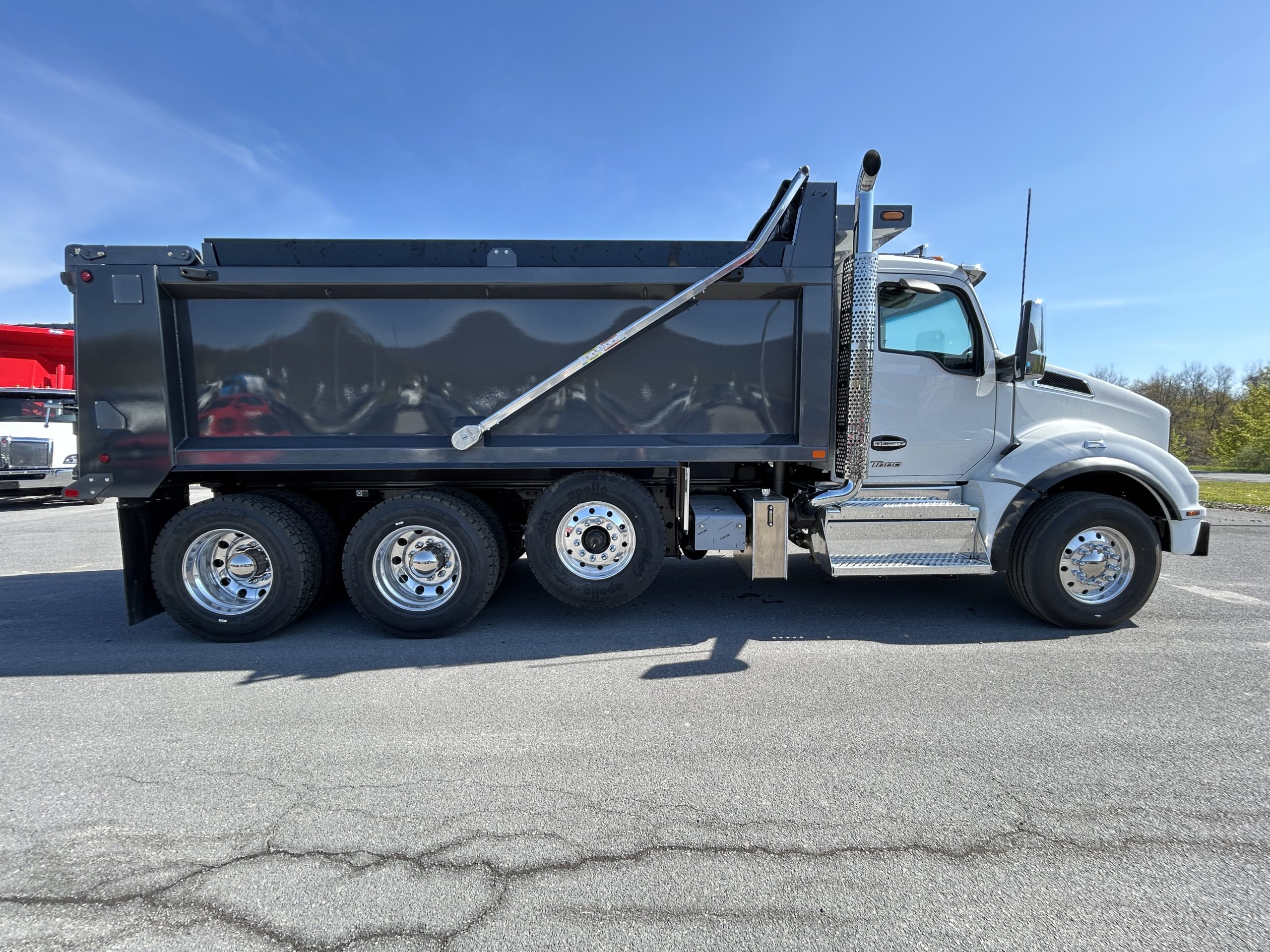 2027 KENWORTH T880 2027 KENWORTH T880 - image 6 of 6