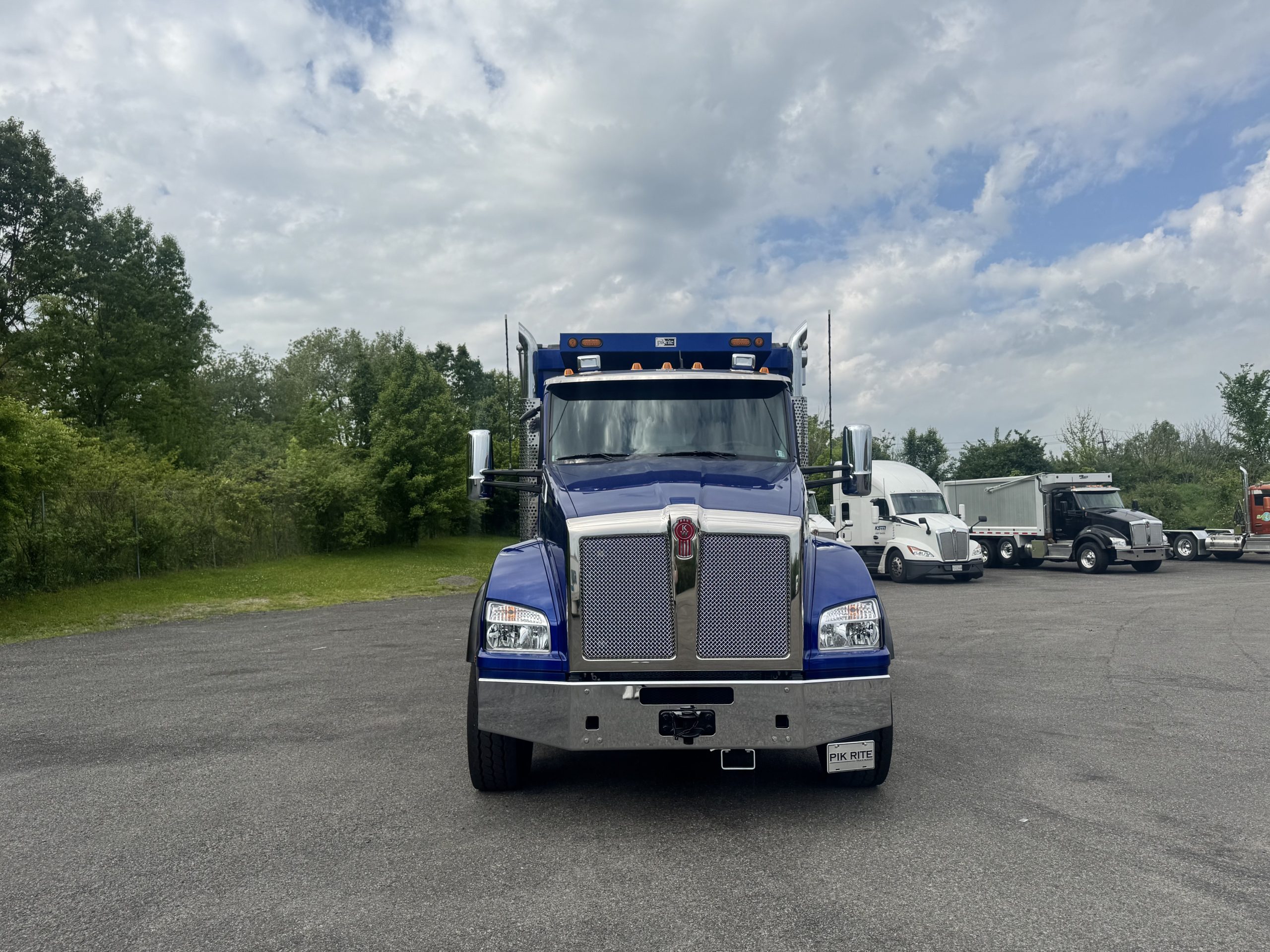 2027 KENWORTH T880 2027 KENWORTH T880 - image 2 of 6