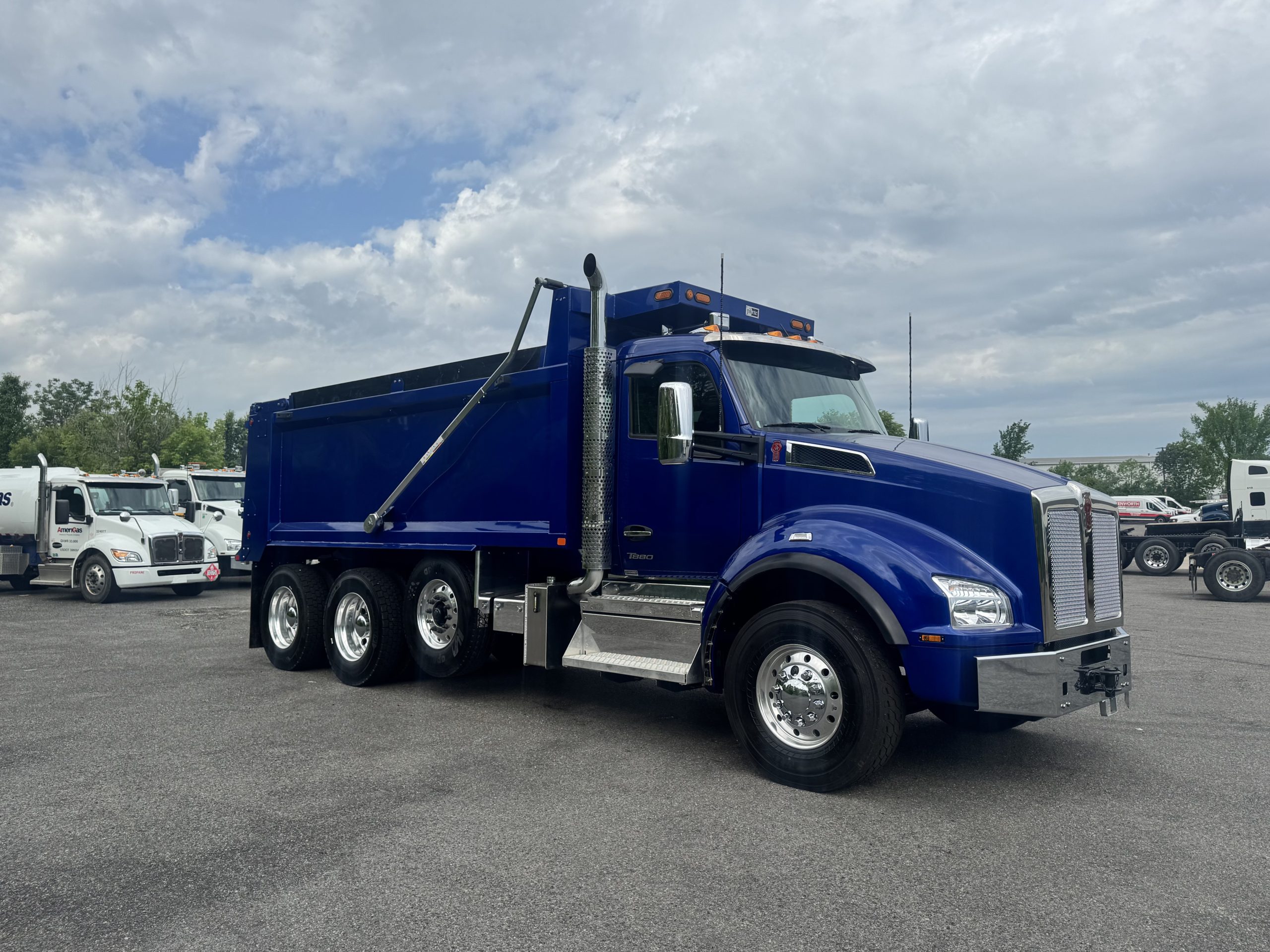 2027 KENWORTH T880 2027 KENWORTH T880 - image 3 of 6