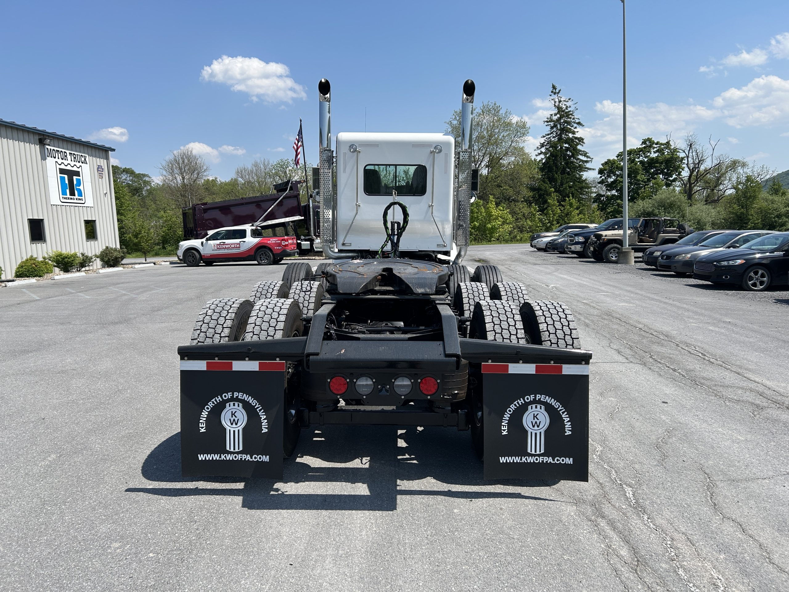2027 KENWORTH W900 2027 KENWORTH W900 - image 5 of 6