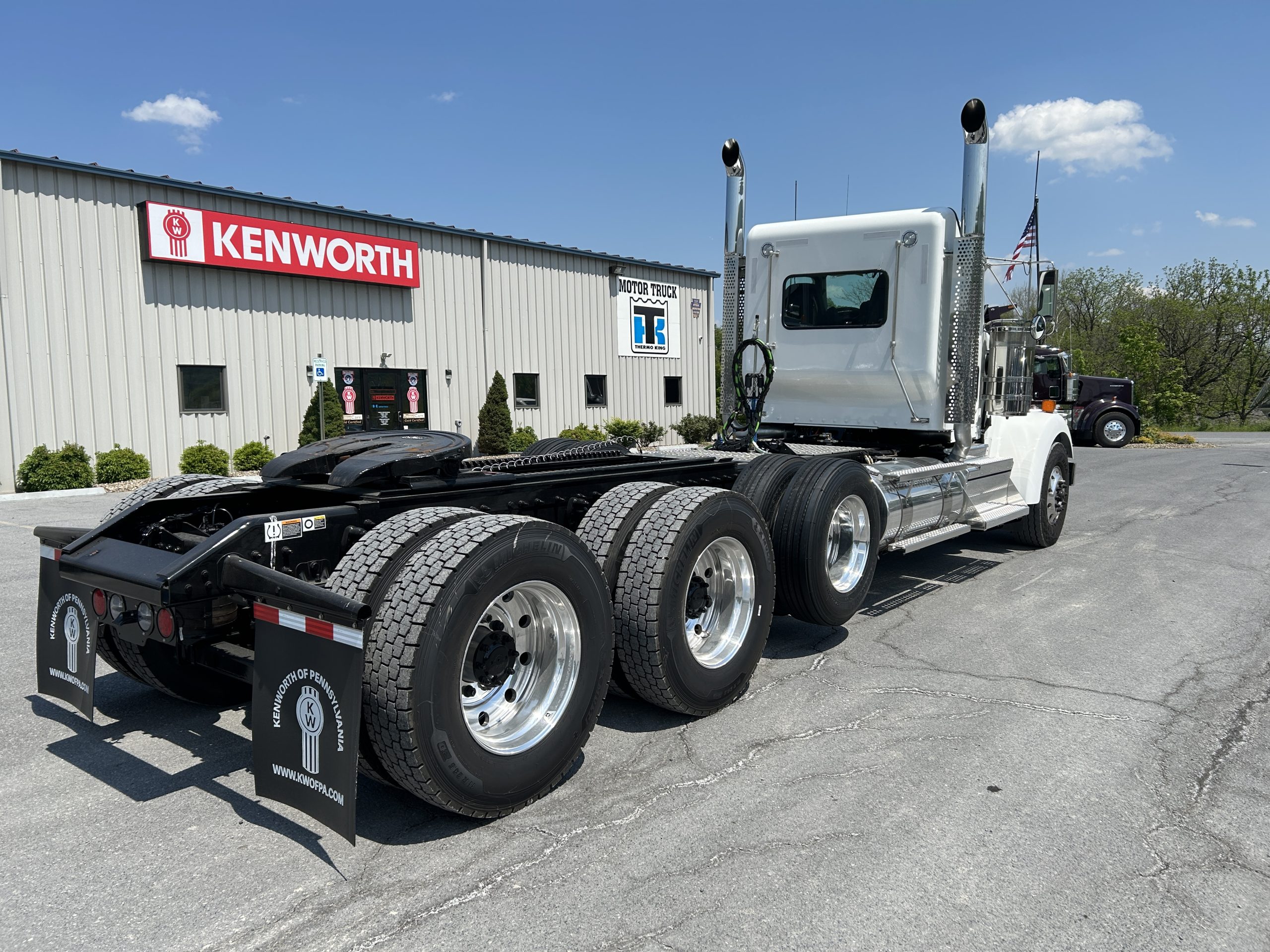 2027 KENWORTH W900 2027 KENWORTH W900 - image 6 of 6